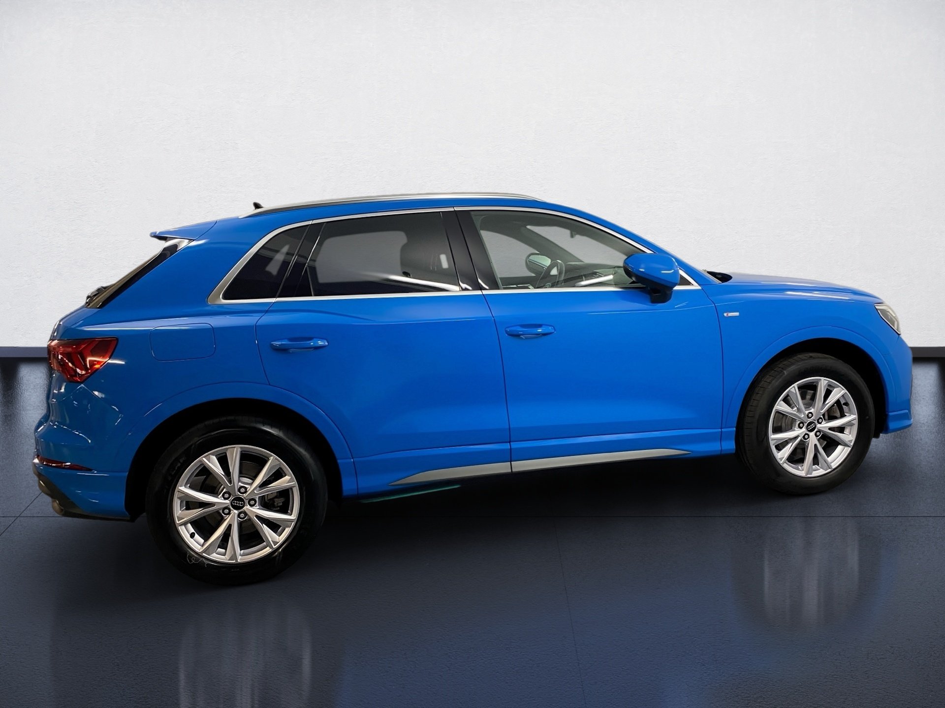 Q3 45 TFSI e 2x S-line Pano 2xKlima 360 ACC AUT