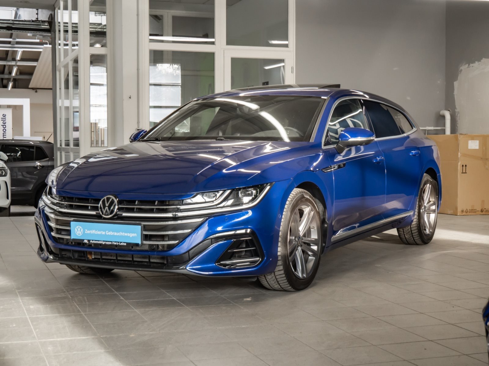 Arteon Shootingbrake R-LINE TSI DSG 4MOTION+ALU 20+HARMAN/KARDON+DCC+360°KAMERA+HUD+STANDHEIZ
