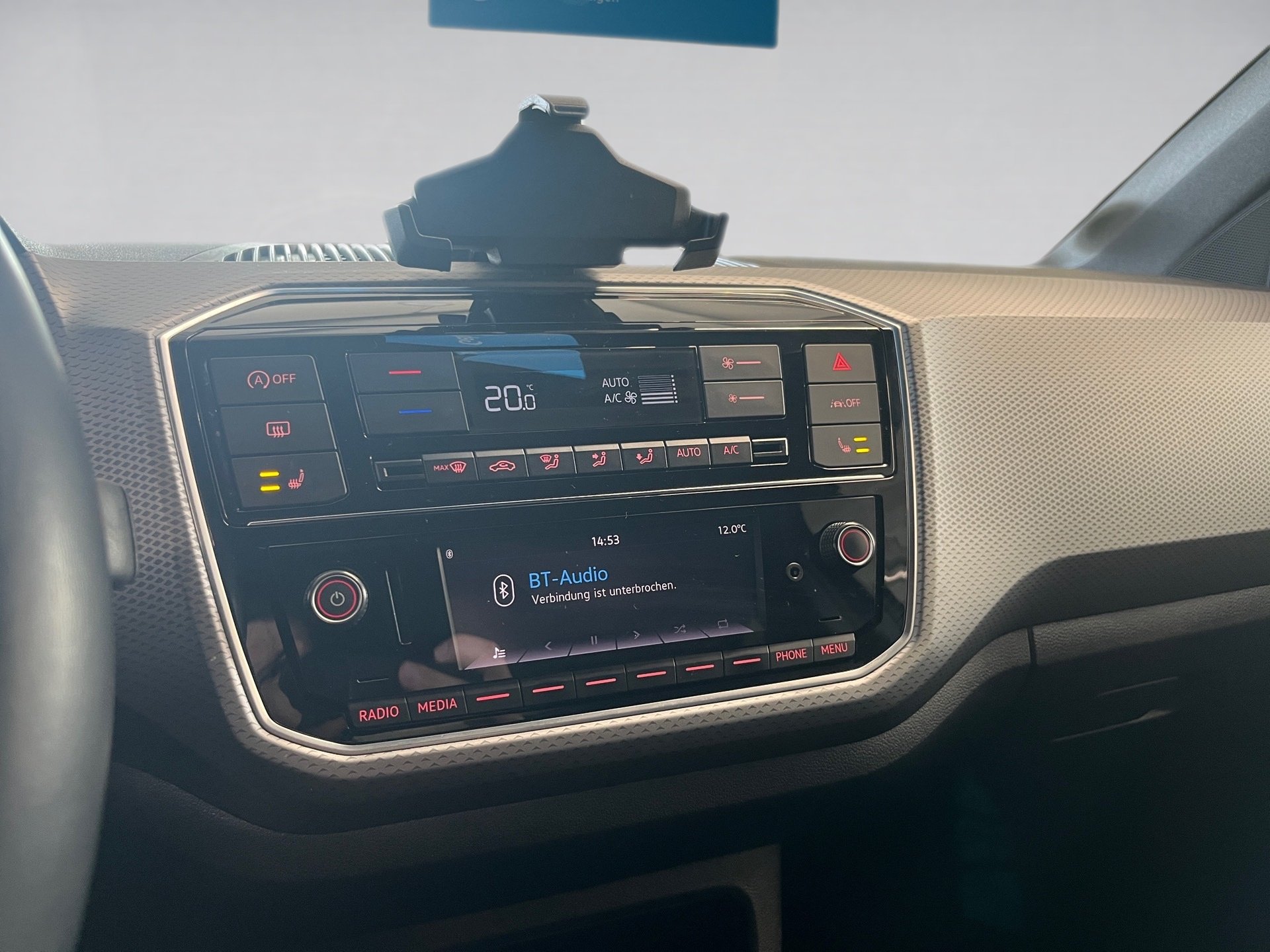 up! ACTIVE+ALU 16+EINPARKHILFE+RÜCKFAHRKAMERA+PLUS-PAKET+SITZHEIZUNG+KLIMA