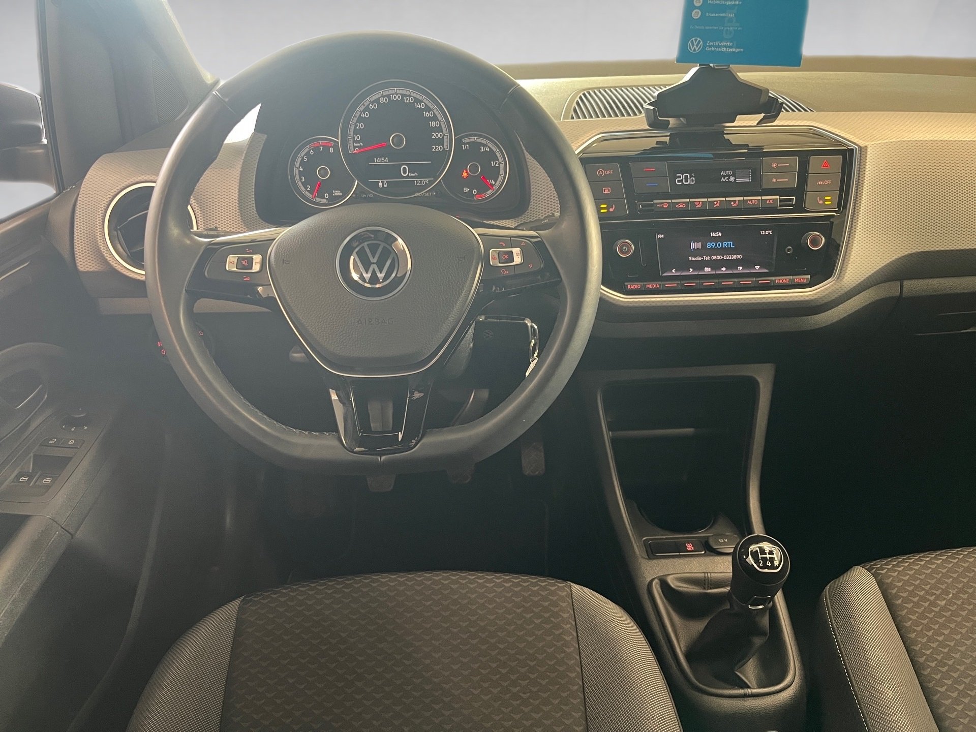 up! ACTIVE+ALU 16+EINPARKHILFE+RÜCKFAHRKAMERA+PLUS-PAKET+SITZHEIZUNG+KLIMA