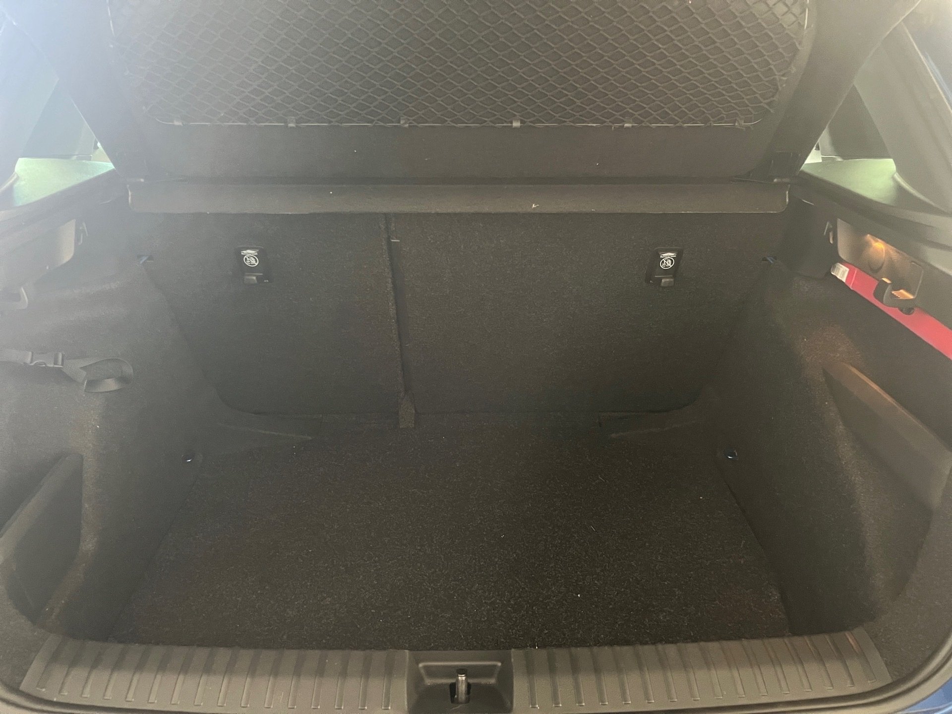 Kamiq MONTE CARLO TSI DSG+ALU 18+AHK+PANO+ACC+NAVI+LED+RÜCKFAHRKAMERA+SIDE ASS