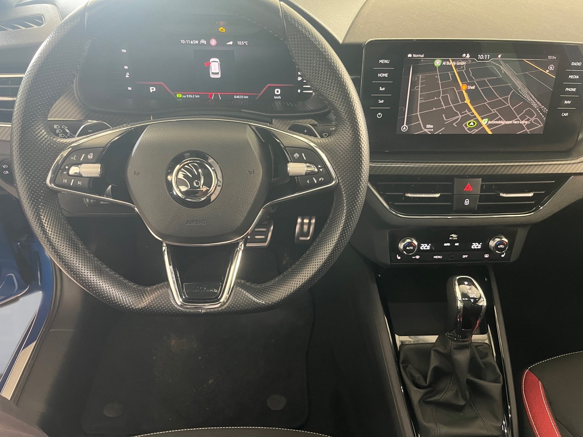 Kamiq MONTE CARLO TSI DSG+ALU 18+AHK+PANO+ACC+NAVI+LED+RÜCKFAHRKAMERA+SIDE ASS