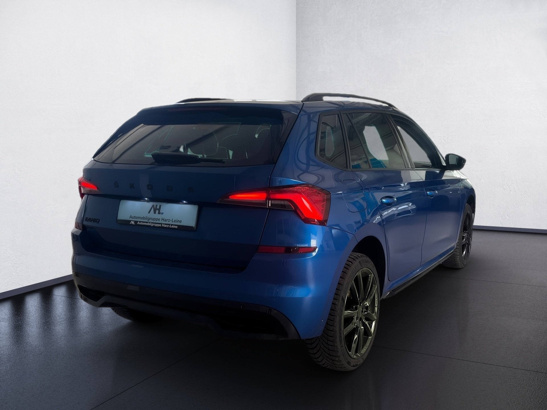 Kamiq MONTE CARLO TSI DSG+ALU 18+AHK+PANO+ACC+NAVI+LED+RÜCKFAHRKAMERA+SIDE ASS