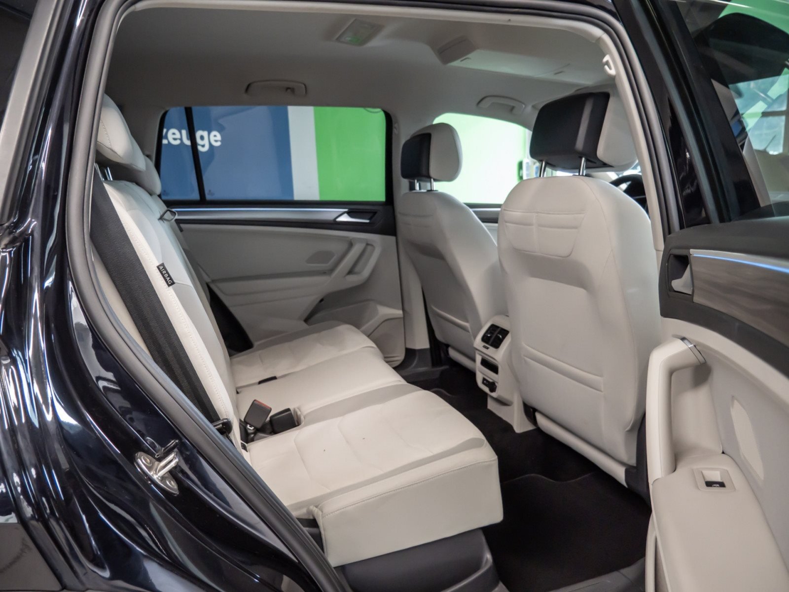 Tiguan Allspace ELEGANCE TDI DSG+ACC+RÜCKFAHRKAMERA+APPCONNECT+LED+HEAD UP DISPLAY+KOMFORT