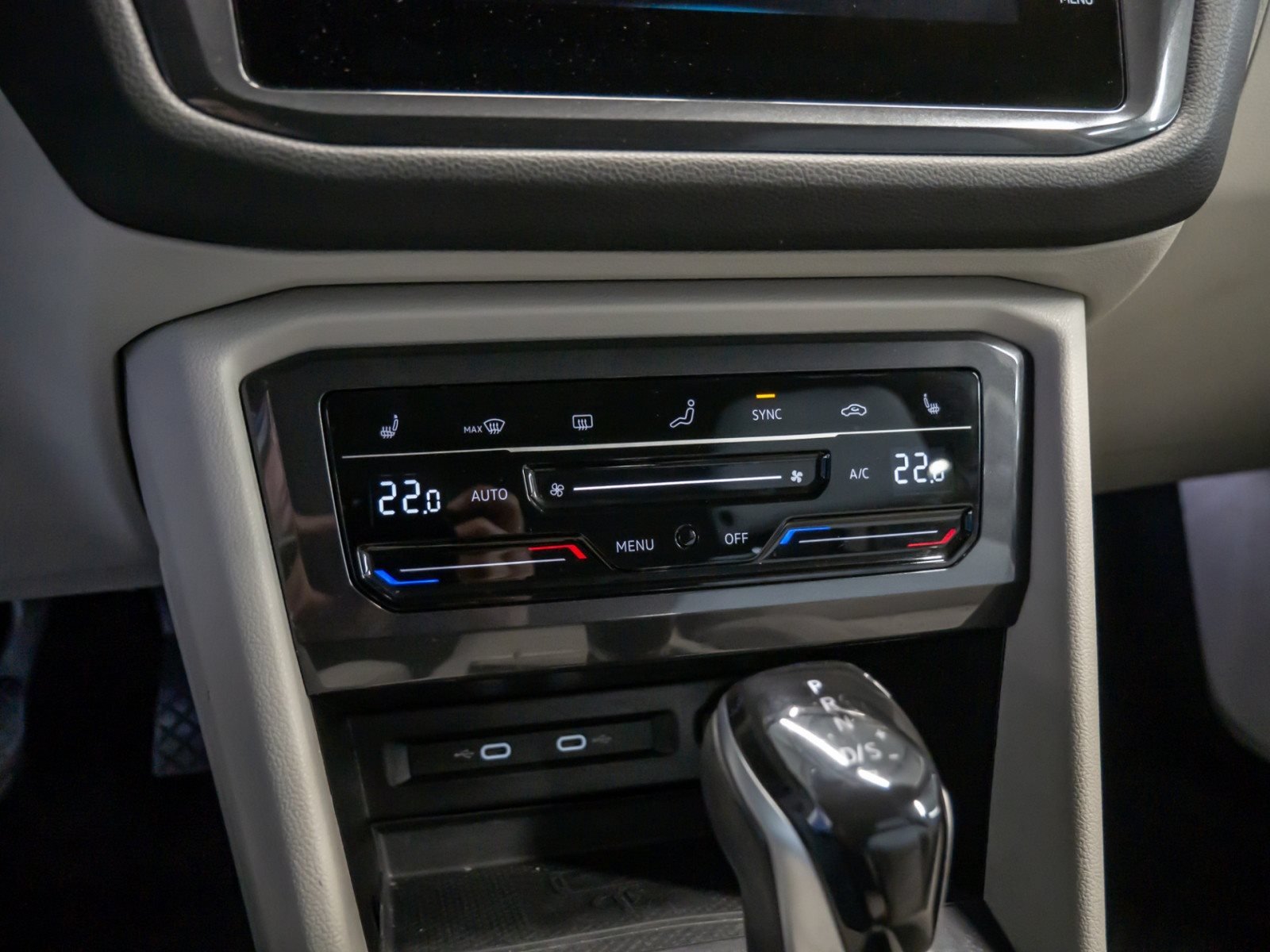 Tiguan Allspace ELEGANCE TDI DSG+ACC+RÜCKFAHRKAMERA+APPCONNECT+LED+HEAD UP DISPLAY+KOMFORT