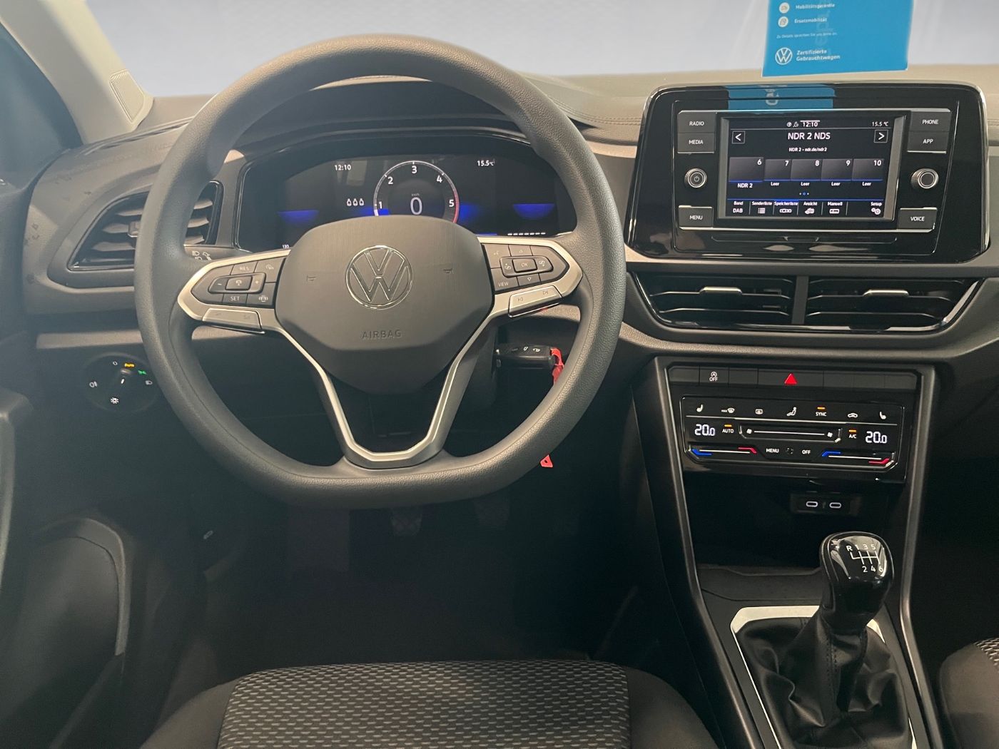 T-ROC TDI+SITZHEIZUNG+ACC+LED+EINPARKHILFE+KLIMA+APP CONNECT+WINTERPAKET+USB
