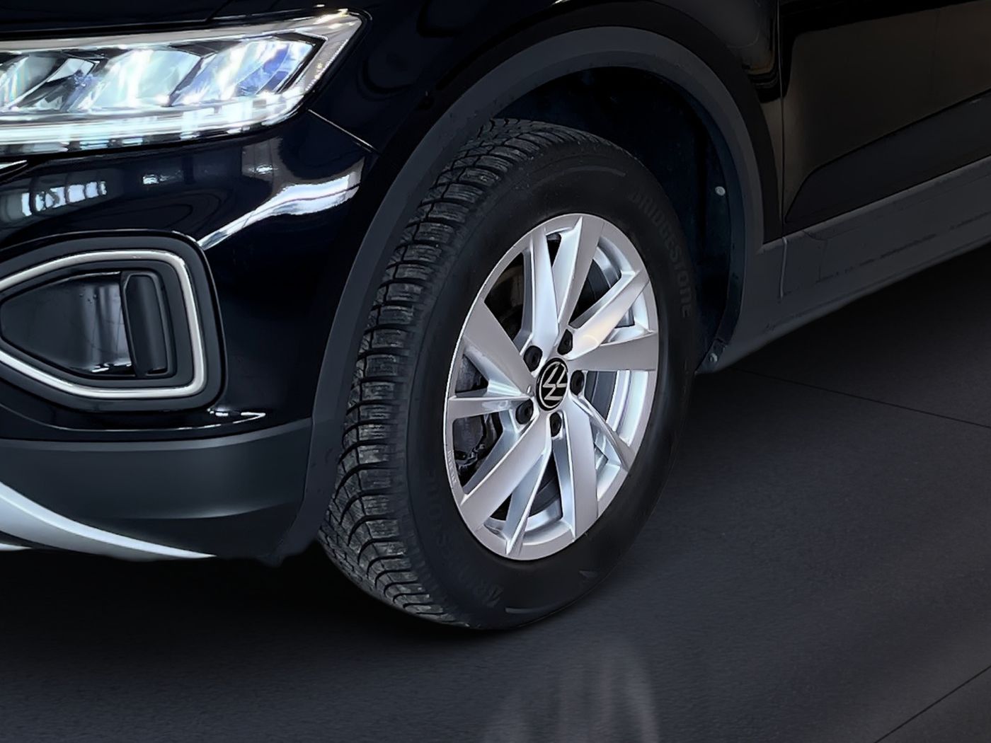 T-ROC TDI+SITZHEIZUNG+ACC+LED+EINPARKHILFE+KLIMA+APP CONNECT+WINTERPAKET+USB