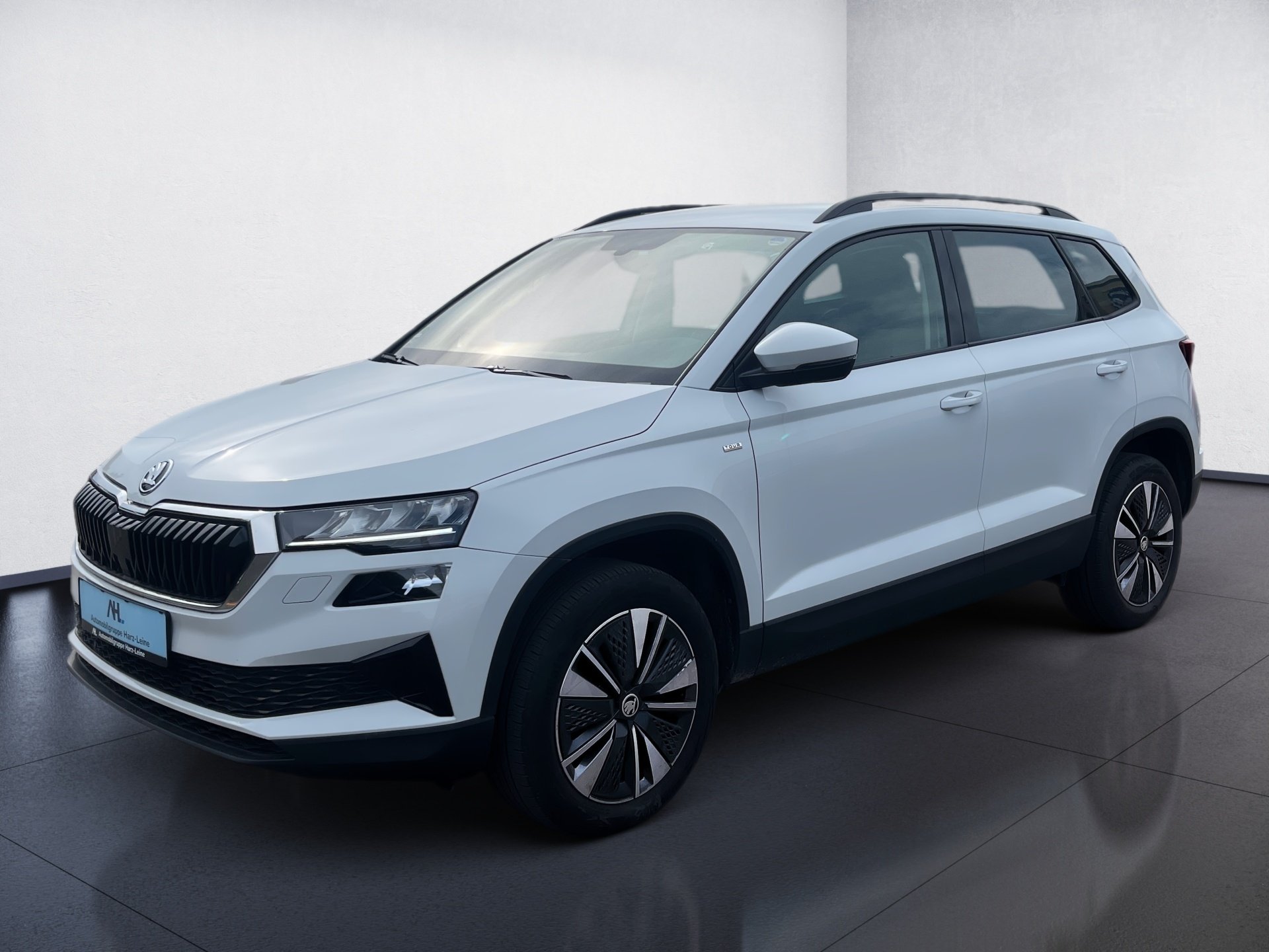 Karoq AMBITION TSI+ALU 17+RÜCKFAHRKAMERA+ACC+AHK+SPRACHSTEUERUNG+LED