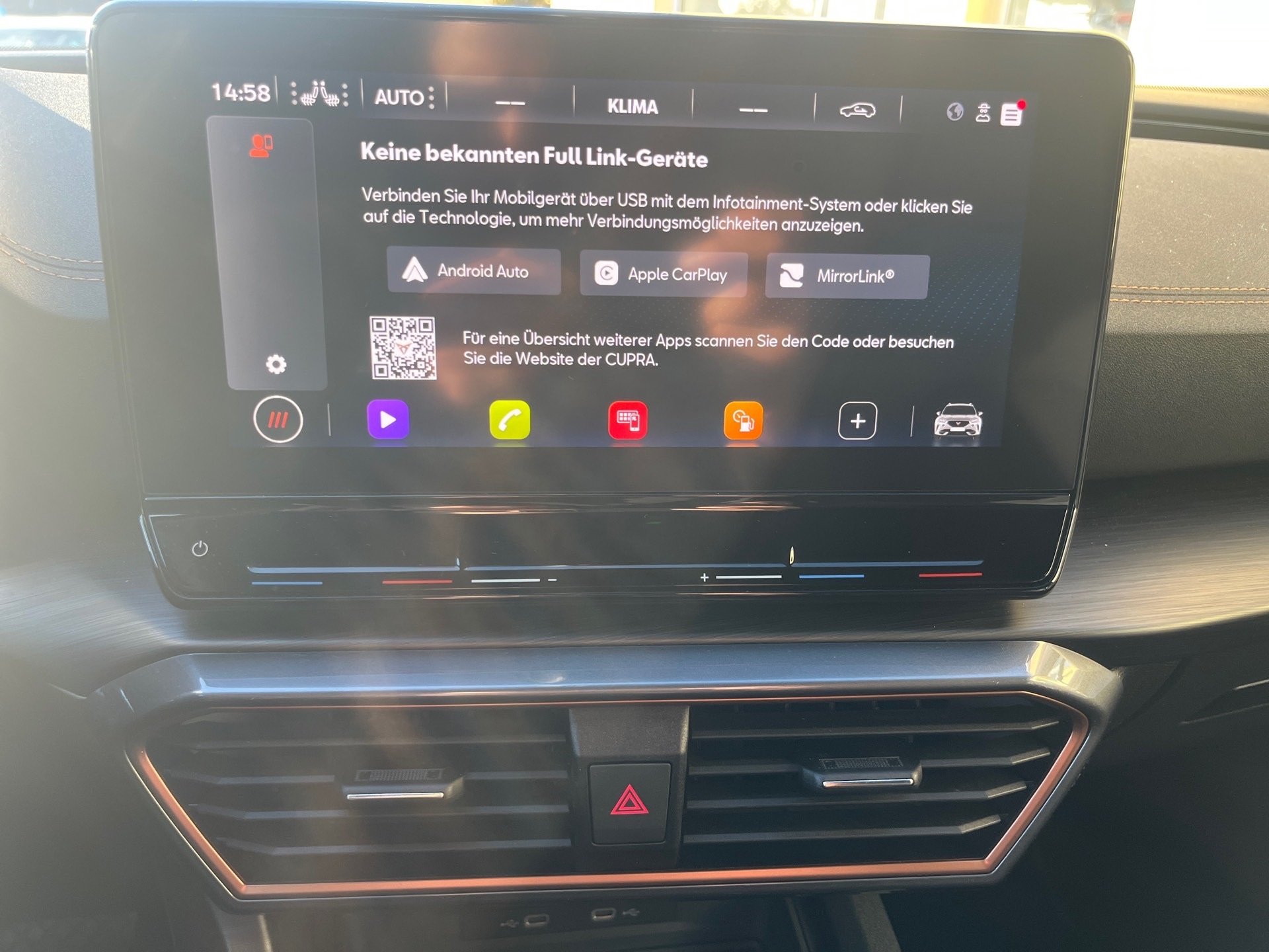 Formentor eTSI DSG+ALU 19+RÜCKFAHRKAMERA+BEATS AUDIO+KEYLESS+LED+MIRROR LINK+ACC