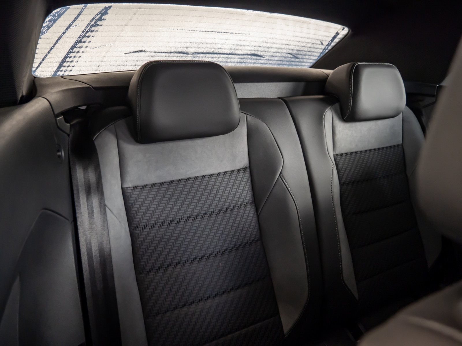 T-Roc Cabriolet R-LINE TSI DSG+ALU 17+LED+WINTERPAKET+SPORTFAHRWERK+ACC+EINPARKHILFE+APP