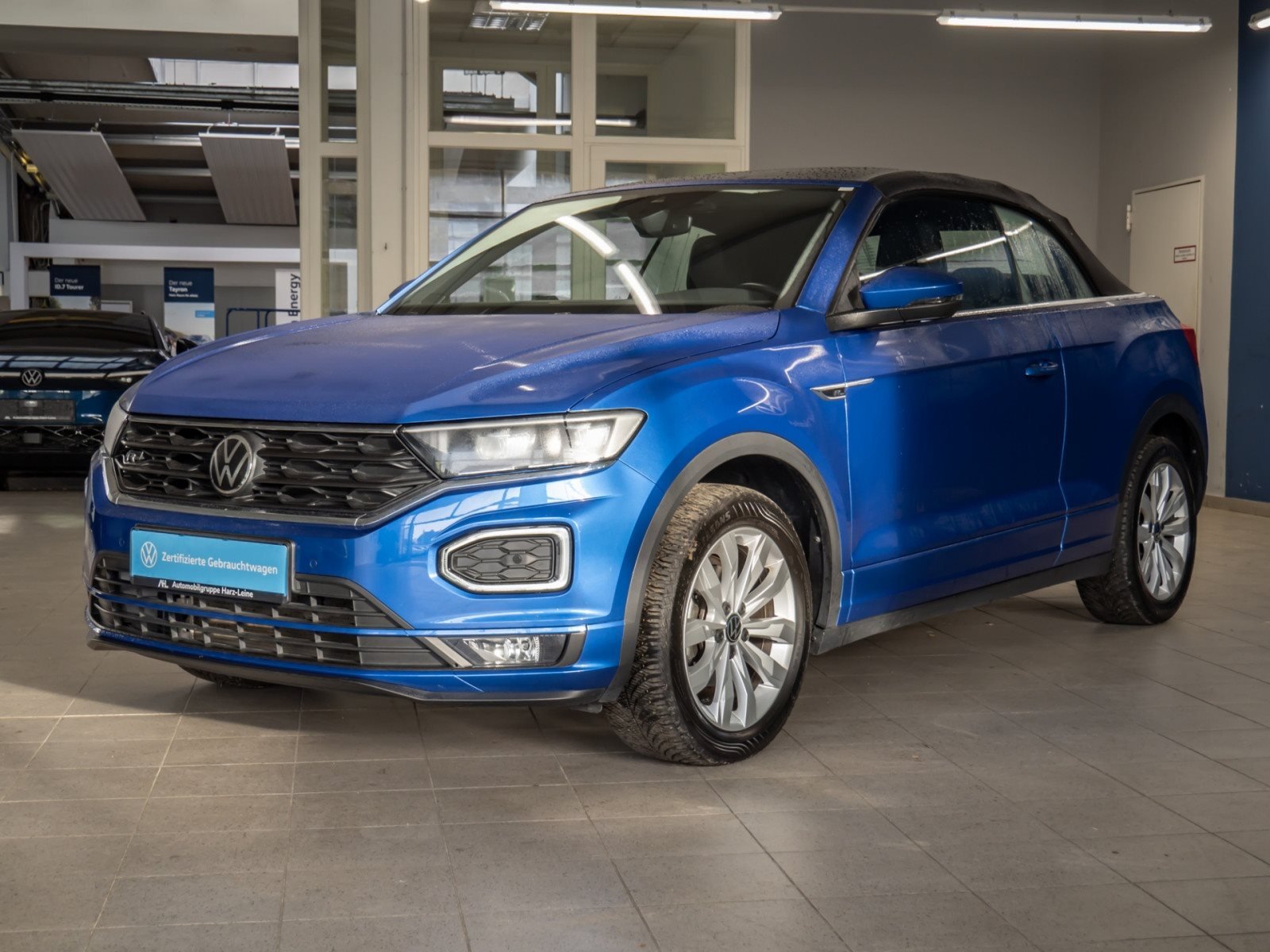 T-Roc Cabriolet R-LINE TSI DSG+ALU 17+LED+WINTERPAKET+SPORTFAHRWERK+ACC+EINPARKHILFE+APP