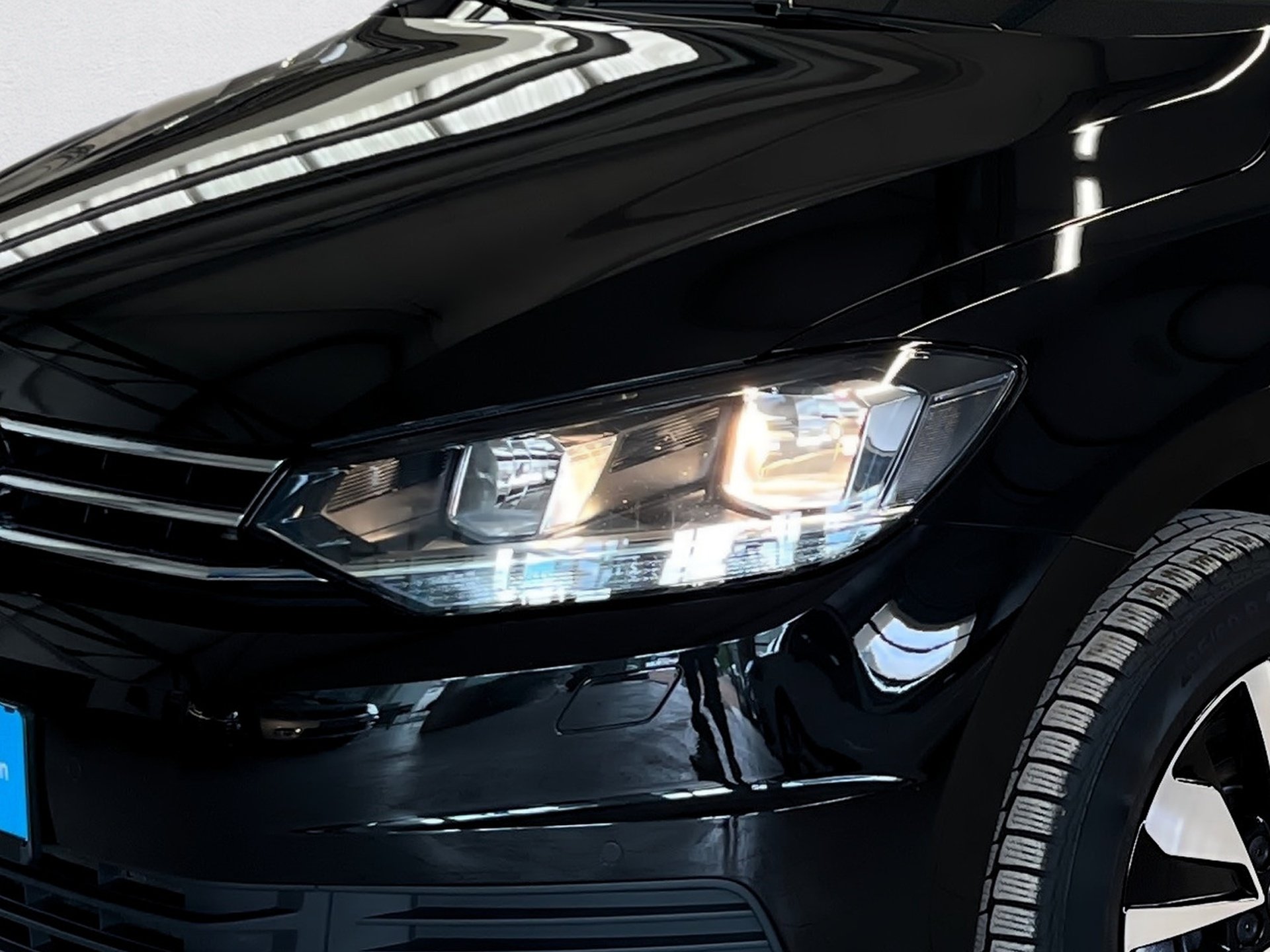 Touran GOAL TSI+ALU 16+NAVI+ACC+7 SITZER+EINPARKHILFE+RÜCKFAHRKAMERA+APP CONNEC