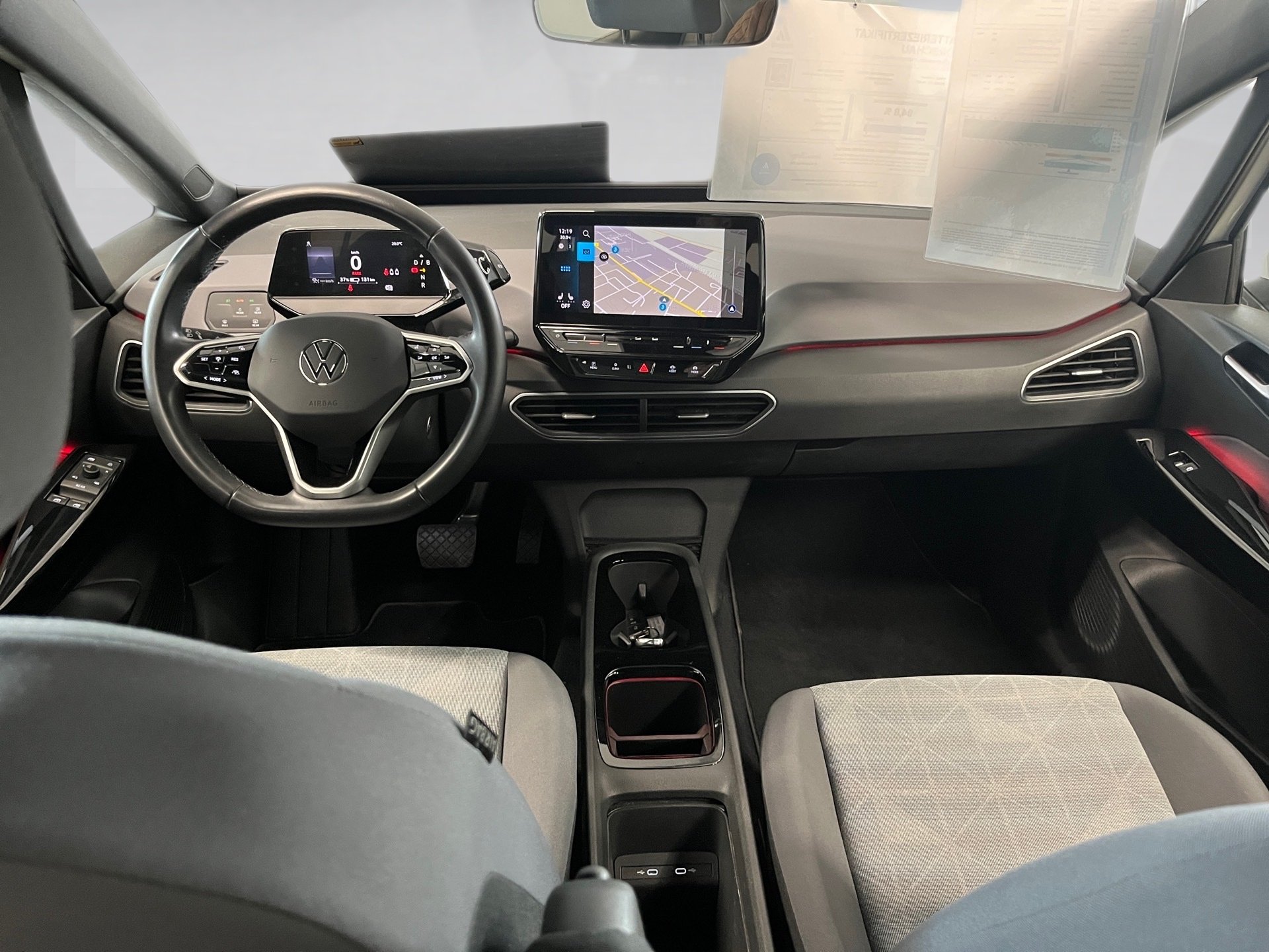 ID.3 PRO PERFORMANCE+ALU 19+360° KAMERA+KEYLESS+WÄRMEPUMPE+ACC+NAVI PRO+KLIMA