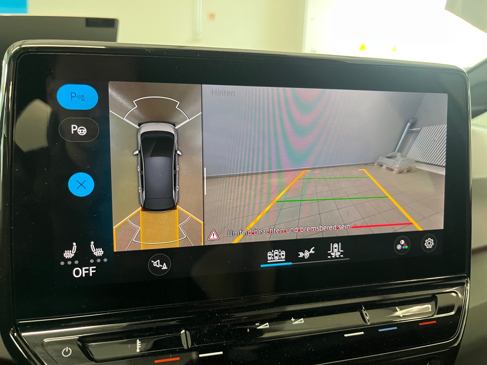 ID.3 PRO PERFORMANCE+ALU 19+360° KAMERA+KEYLESS+WÄRMEPUMPE+ACC+NAVI PRO+KLIMA