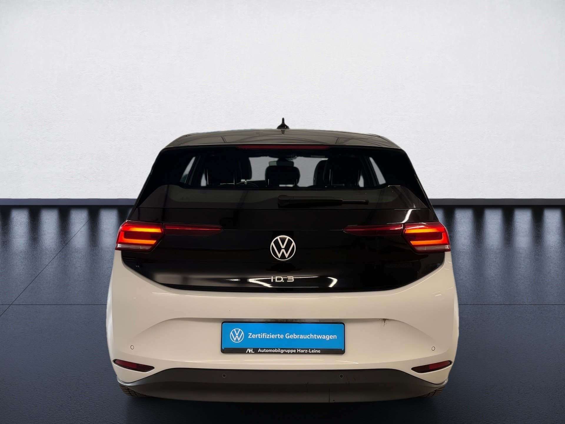 ID.3 PRO PERFORMANCE+ALU 19+360° KAMERA+KEYLESS+WÄRMEPUMPE+ACC+NAVI PRO+KLIMA