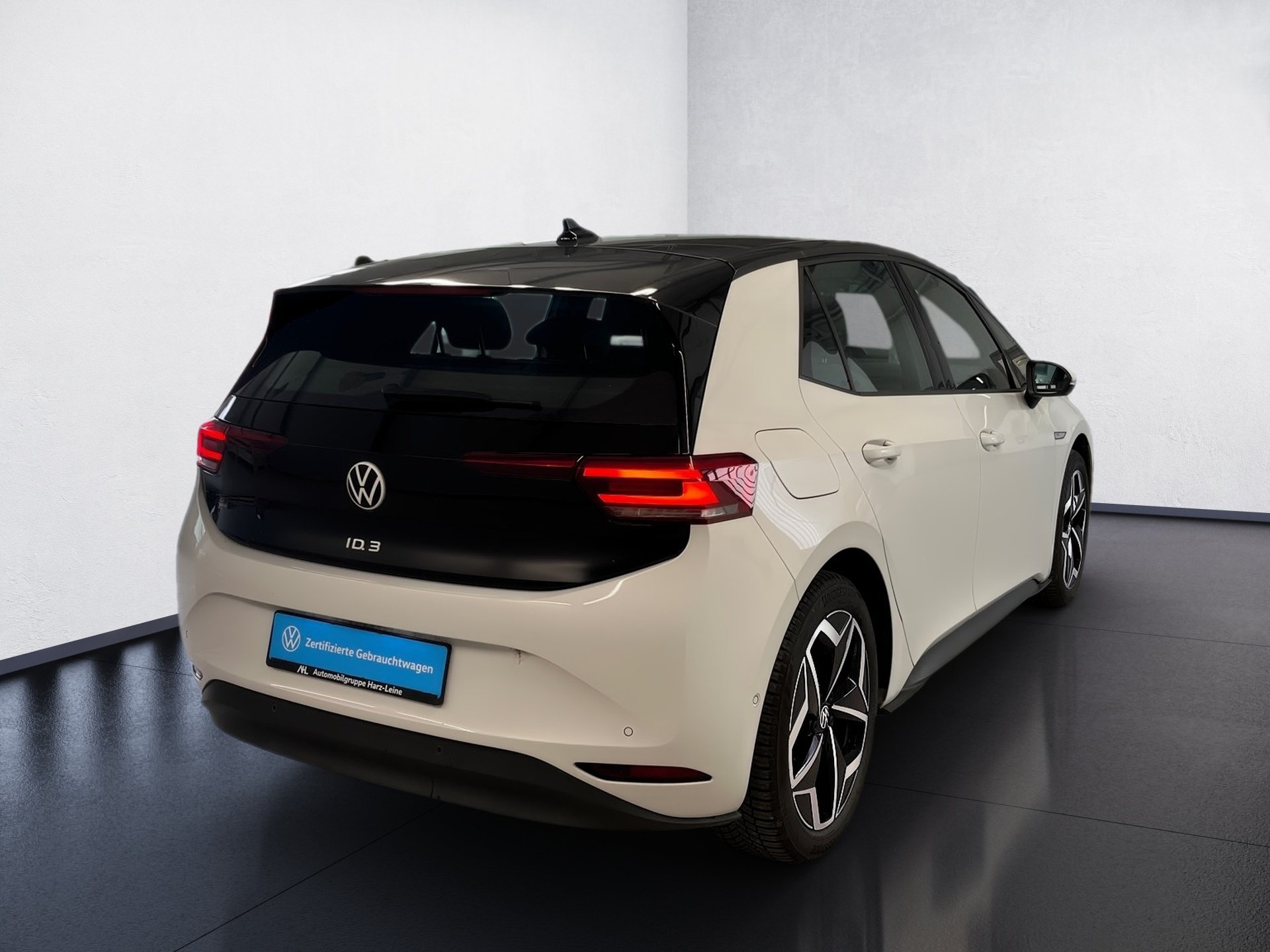 ID.3 PRO PERFORMANCE+ALU 19+360° KAMERA+KEYLESS+WÄRMEPUMPE+ACC+NAVI PRO+KLIMA