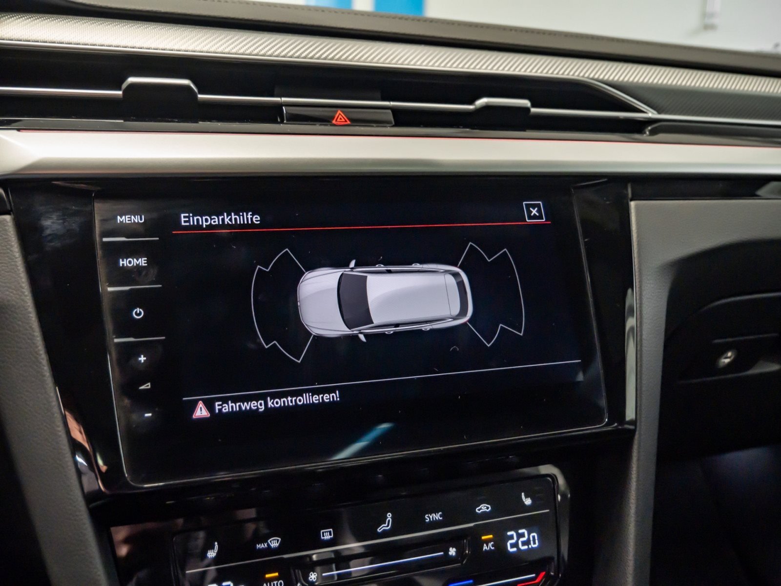 Arteon Shootingbrake R-LINE TDI DSG 4MOTION+ALU 20+DCC+HARMAN/KARDON+PANO+LED-MATRIX+NAVI PRO