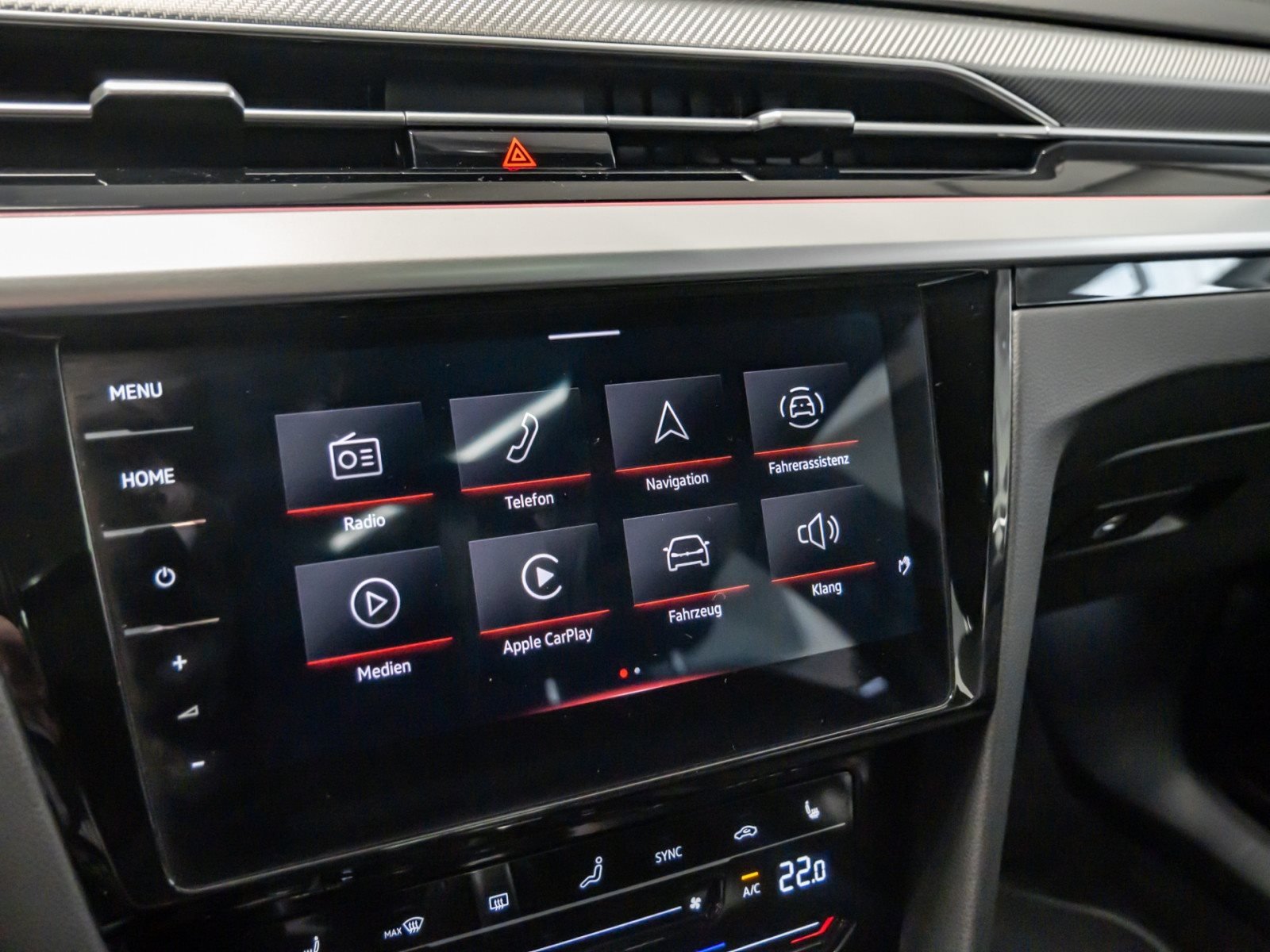 Arteon Shootingbrake R-LINE TDI DSG 4MOTION+ALU 20+DCC+HARMAN/KARDON+PANO+LED-MATRIX+NAVI PRO