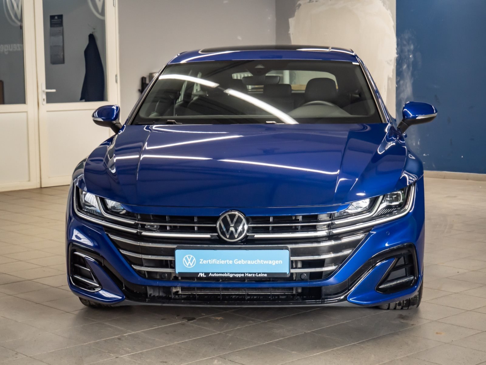Arteon Shootingbrake R-LINE TDI DSG 4MOTION+ALU 20+DCC+HARMAN/KARDON+PANO+LED-MATRIX+NAVI PRO