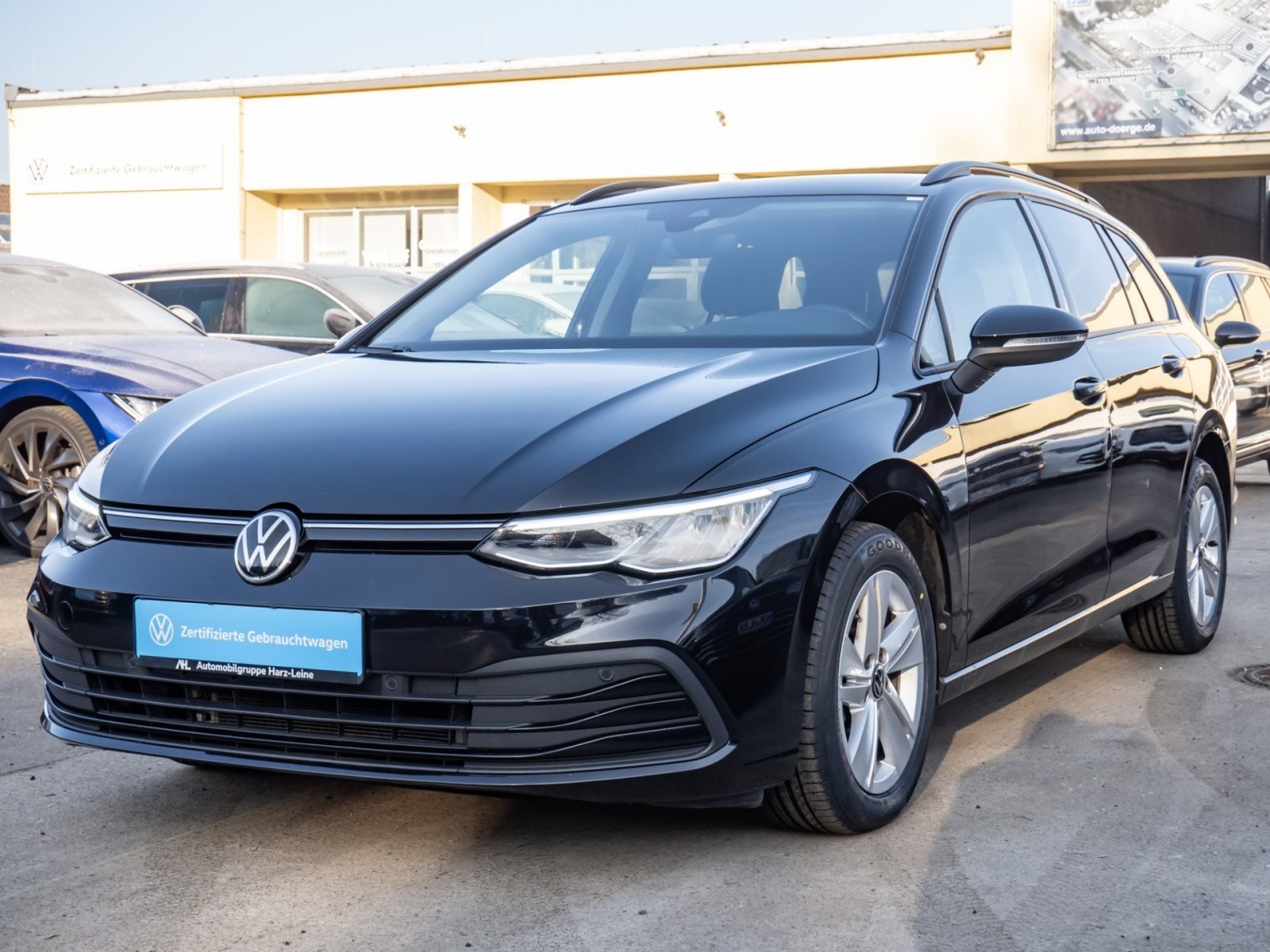 Golf VIII Variant LIFE TDI+NAVI+KLIMA+SITZHEIZUNG+LED+SIDE ASSIST+APP CONNECT+WINTER PAKET