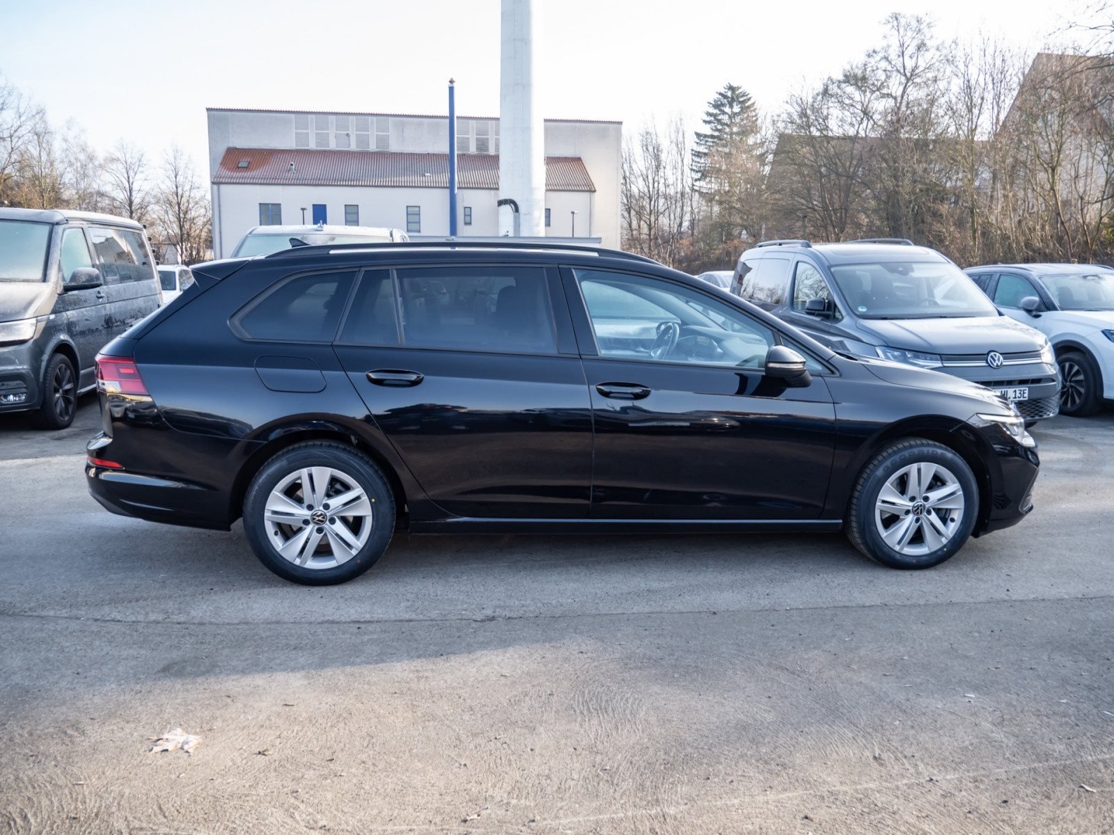 Golf VIII Variant LIFE TDI+NAVI+KLIMA+SITZHEIZUNG+LED+SIDE ASSIST+APP CONNECT+WINTER PAKET