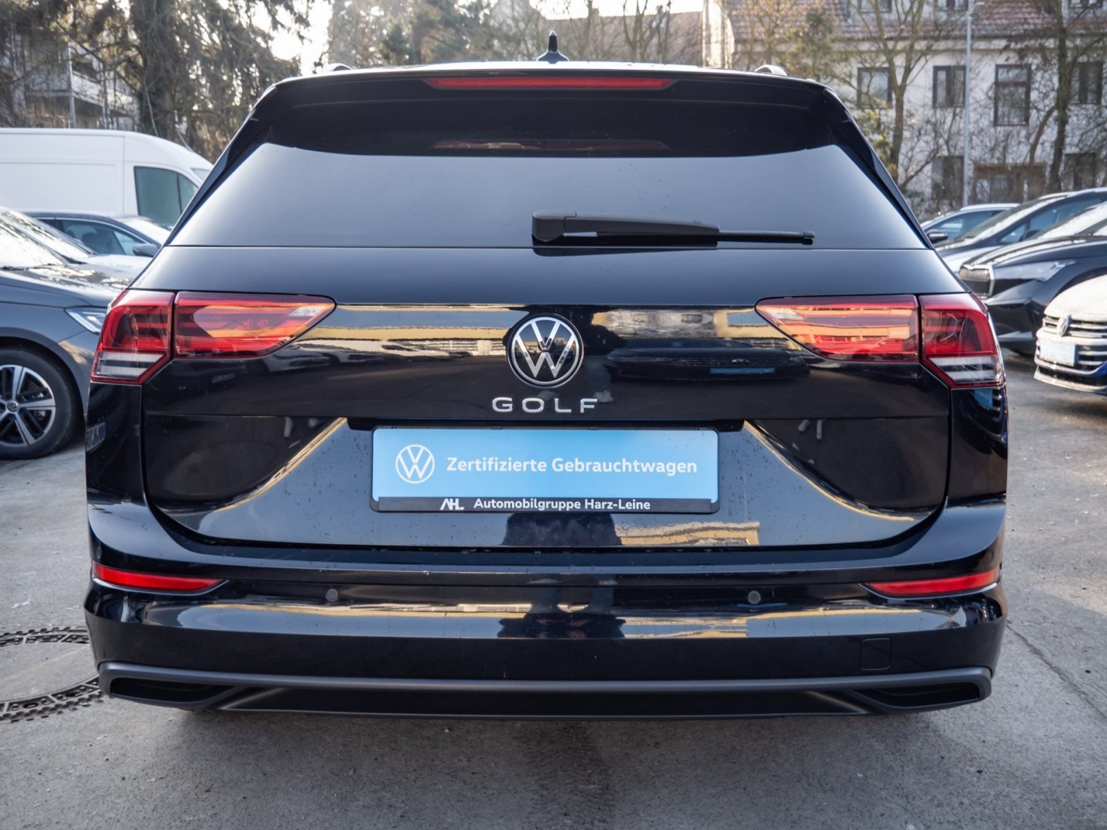 Golf VIII Variant LIFE TDI+NAVI+KLIMA+SITZHEIZUNG+LED+SIDE ASSIST+APP CONNECT+WINTER PAKET