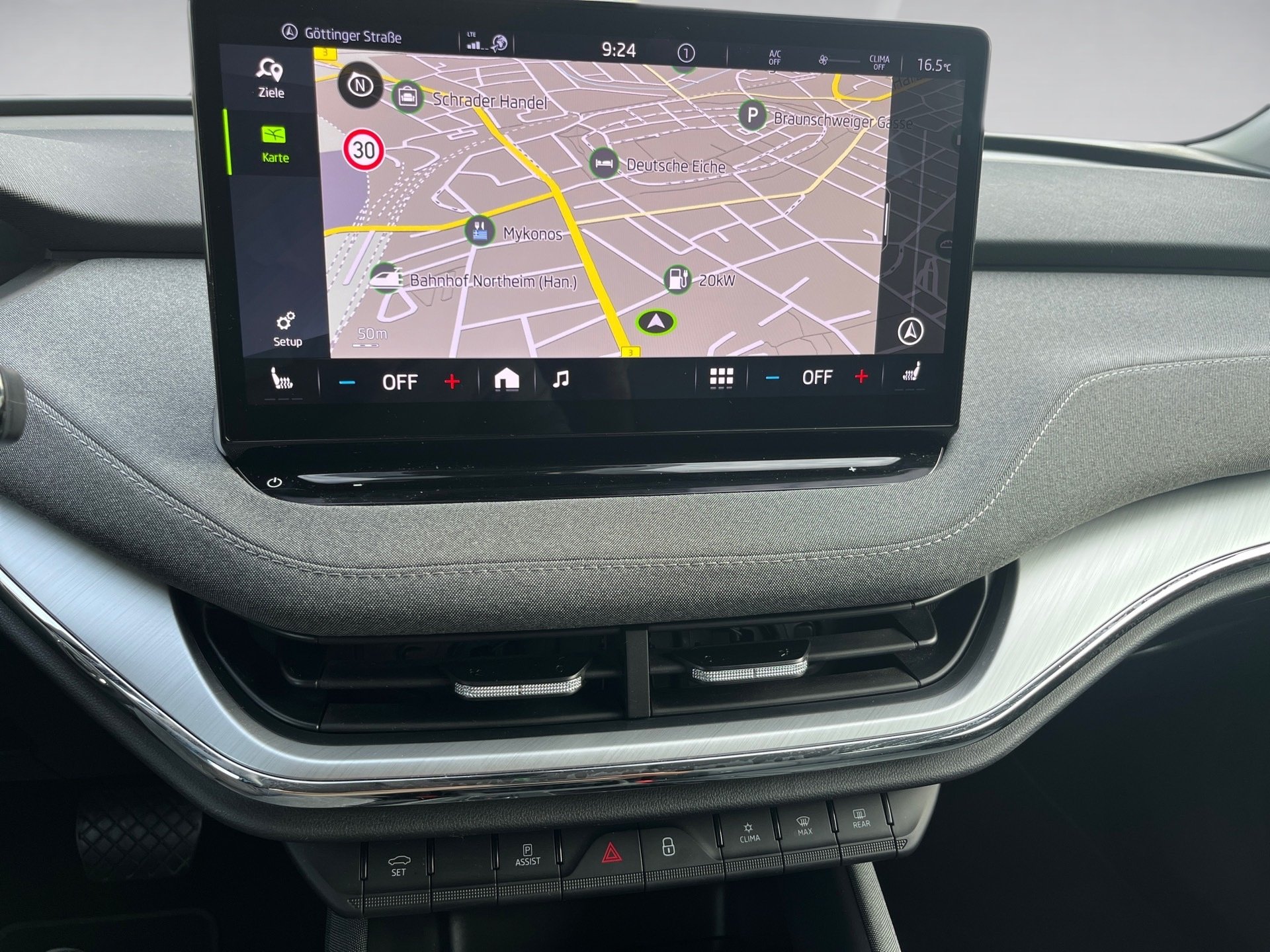 Enyaq iV 60+ALU 19+RÜCKFAHRKAMERA+KEYLESS+NAVI+LED+MIRROR LINK+EINPARKHILFE