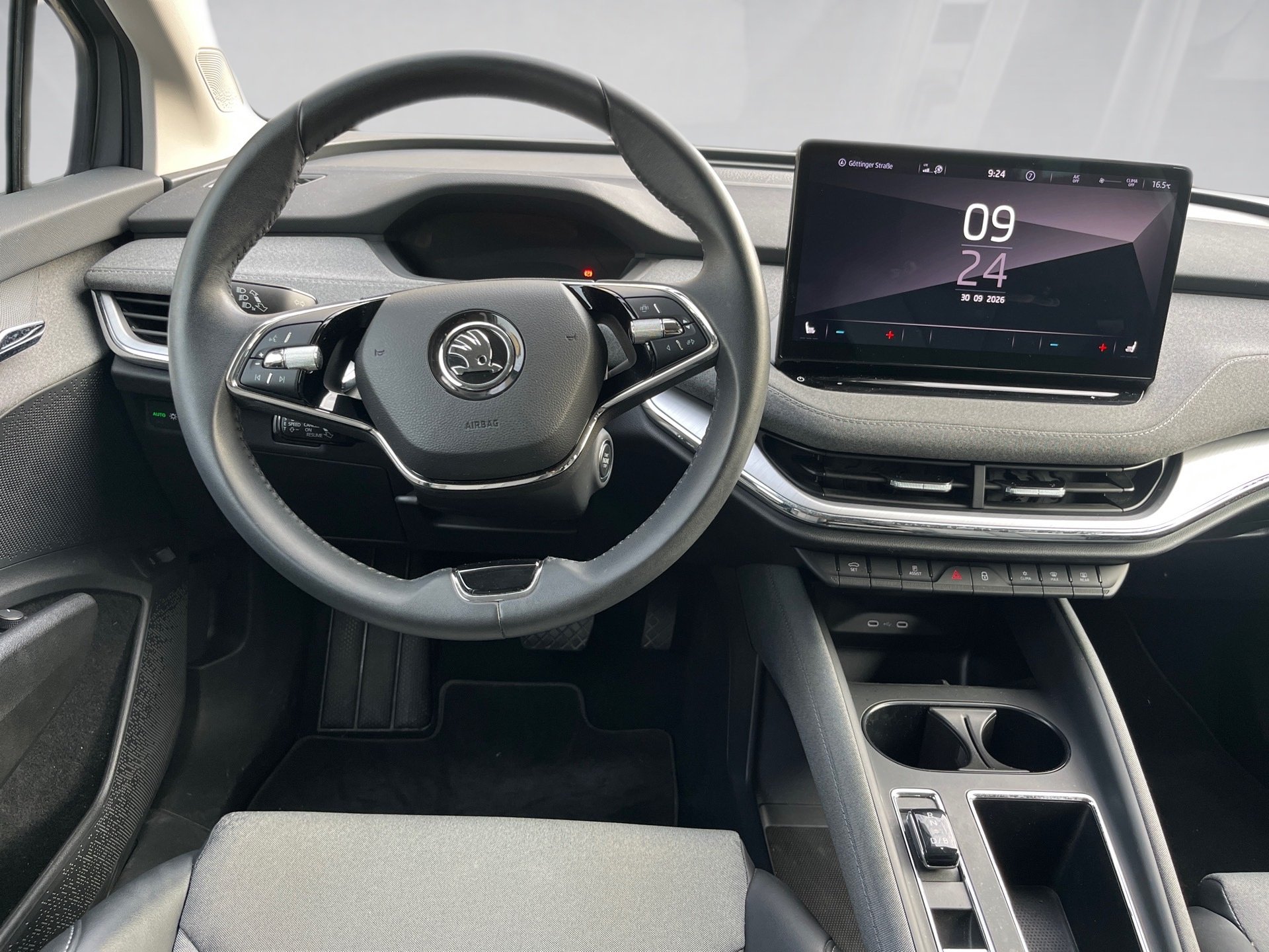 Enyaq iV 60+ALU 19+RÜCKFAHRKAMERA+KEYLESS+NAVI+LED+MIRROR LINK+EINPARKHILFE