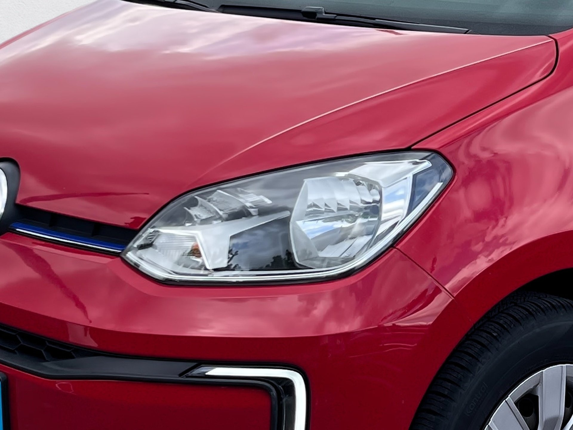 e-up! MOVE+RÜCKFAHRKAMERA++KOMFORTPAKET+EINPARKHILFE+KLIMA+RADIO+USB+REGENSENSOR