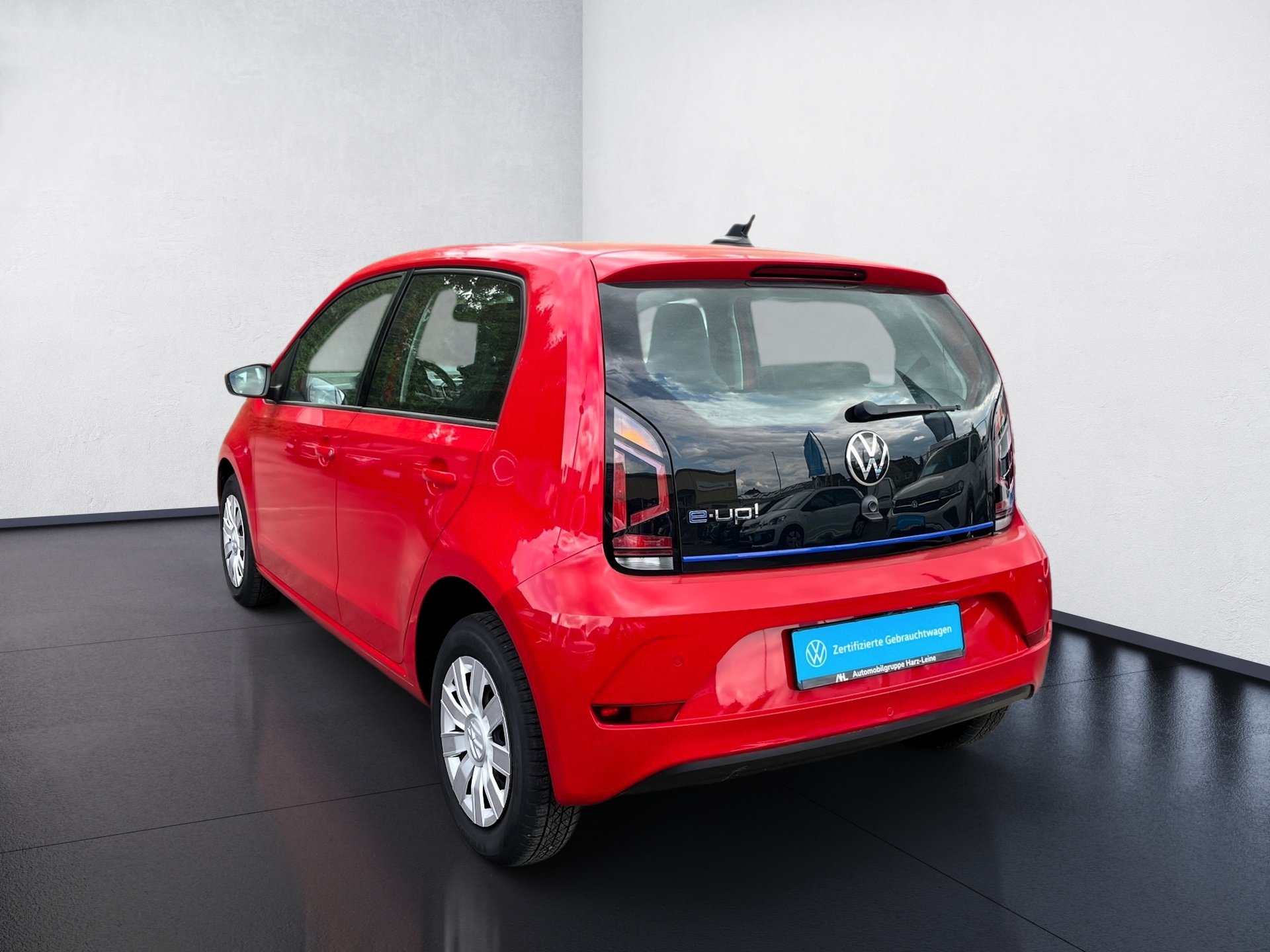 e-up! MOVE+RÜCKFAHRKAMERA++KOMFORTPAKET+EINPARKHILFE+KLIMA+RADIO+USB+REGENSENSOR