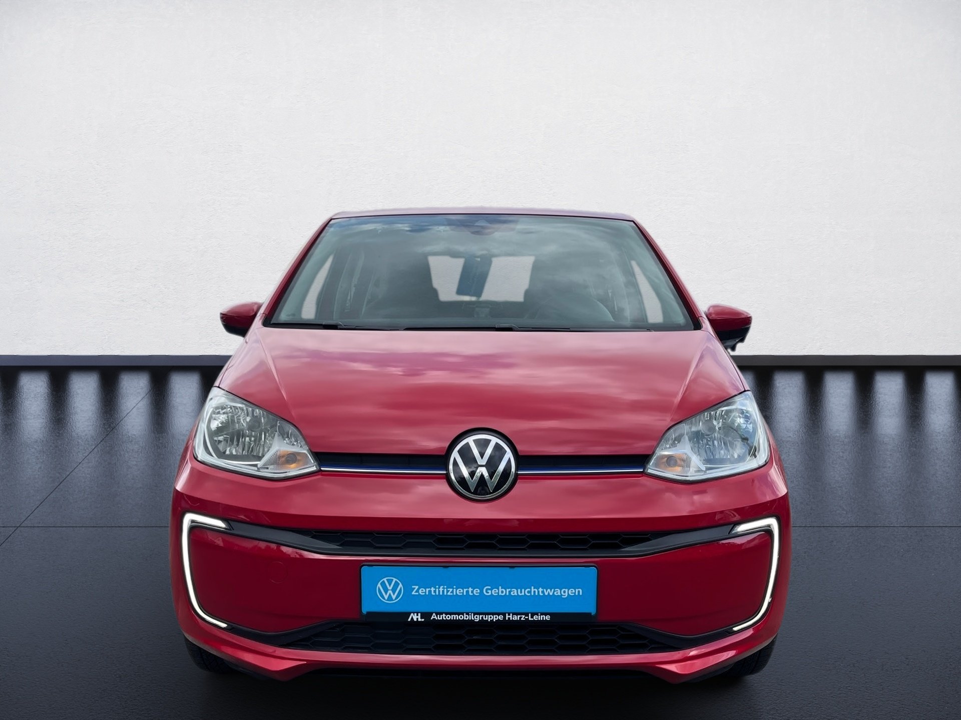 e-up! MOVE+RÜCKFAHRKAMERA++KOMFORTPAKET+EINPARKHILFE+KLIMA+RADIO+USB+REGENSENSOR