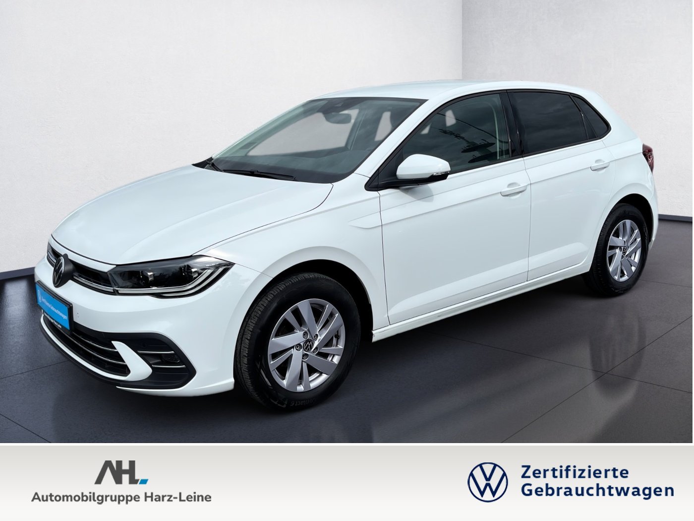 Polo STYLE TSI DSG+ALU 15+TRAVEL ASSIST+ACC+EINPARKHILF...
