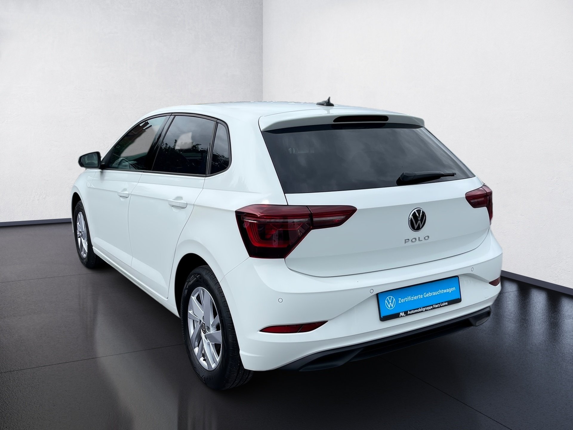 Polo STYLE TSI DSG+ALU 15+TRAVEL ASSIST+ACC+EINPARKHILFE+LED-MATRIX+APPCONNEC