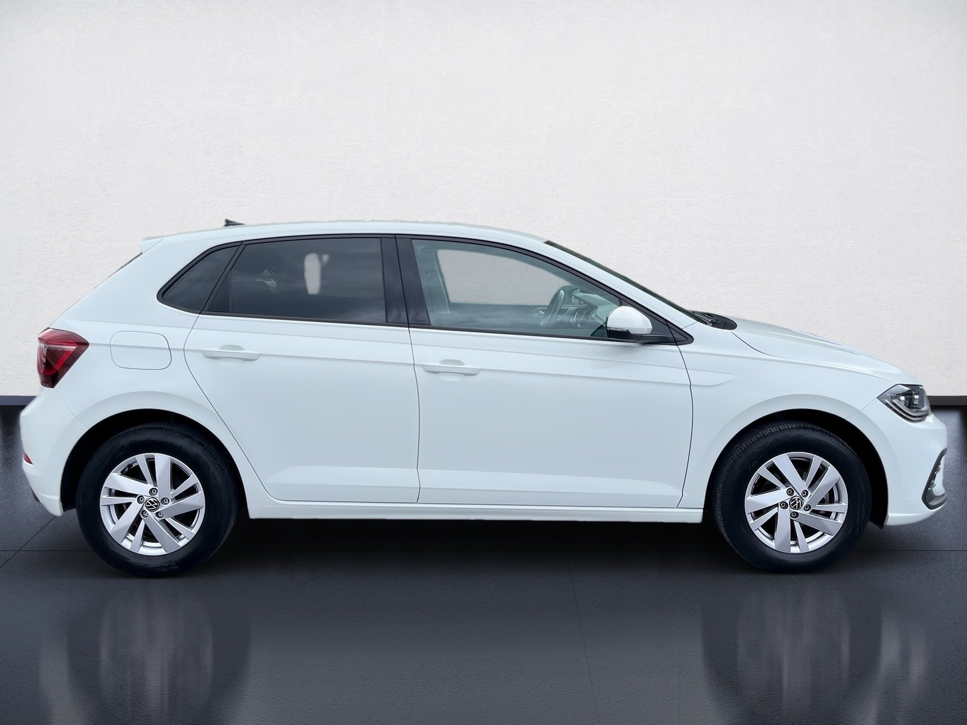 Polo STYLE TSI DSG+ALU 15+TRAVEL ASSIST+ACC+EINPARKHILFE+LED-MATRIX+APPCONNEC
