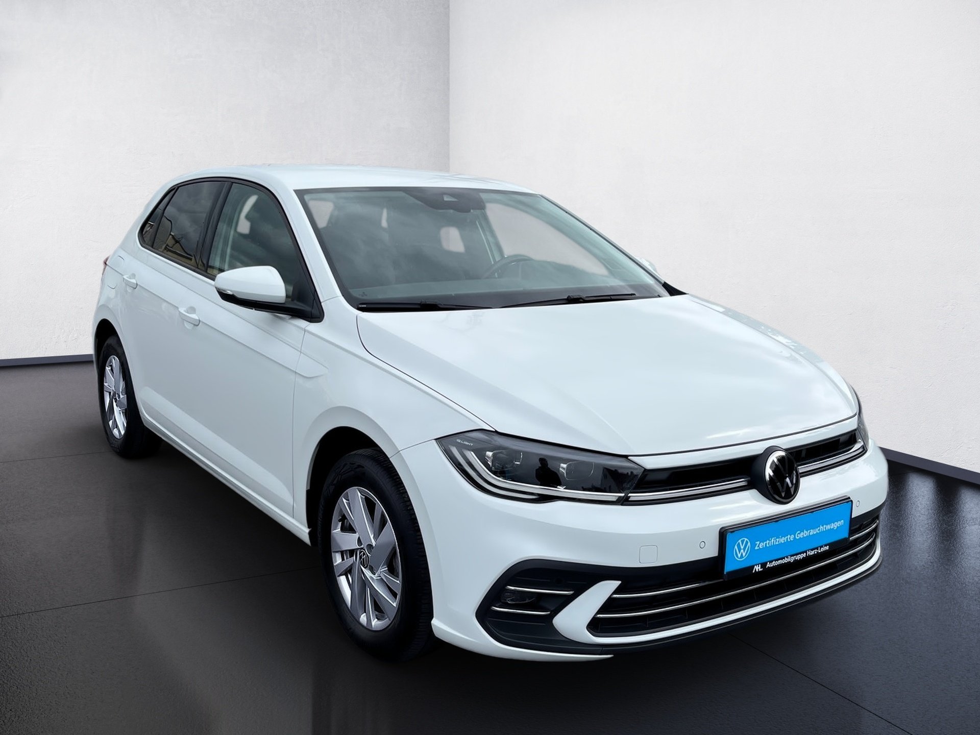 Polo STYLE TSI DSG+ALU 15+TRAVEL ASSIST+ACC+EINPARKHILFE+LED-MATRIX+APPCONNEC
