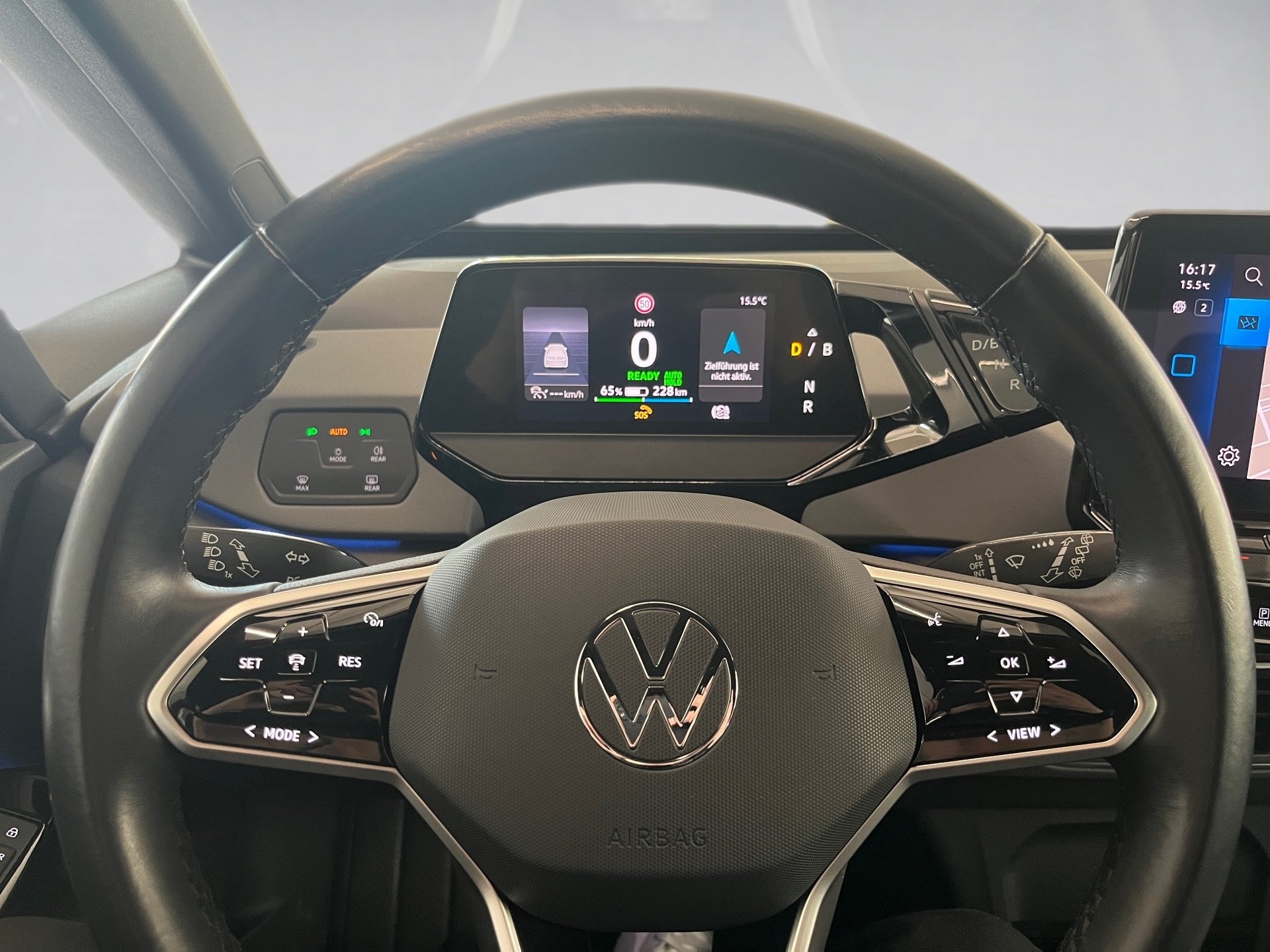 ID.3 PRO PERFORMANCE ALU 18+NAVI PRO+WÄRMEPUMPE+LED+EINPARKHILFE+APP CONNECT