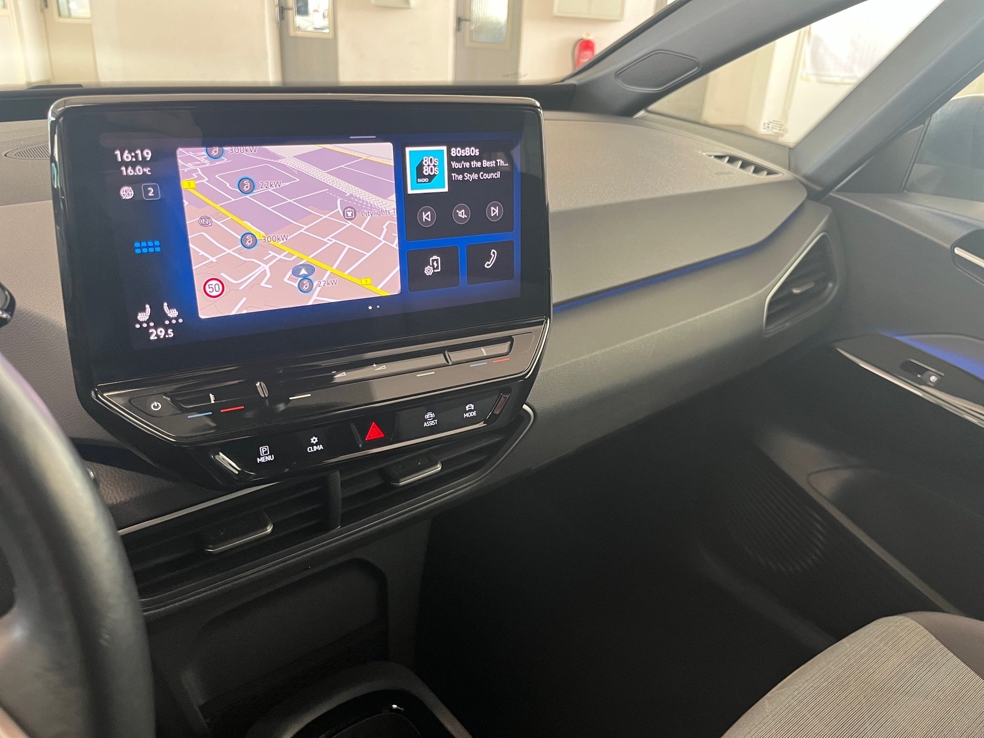 ID.3 PRO PERFORMANCE ALU 18+NAVI PRO+WÄRMEPUMPE+LED+EINPARKHILFE+APP CONNECT