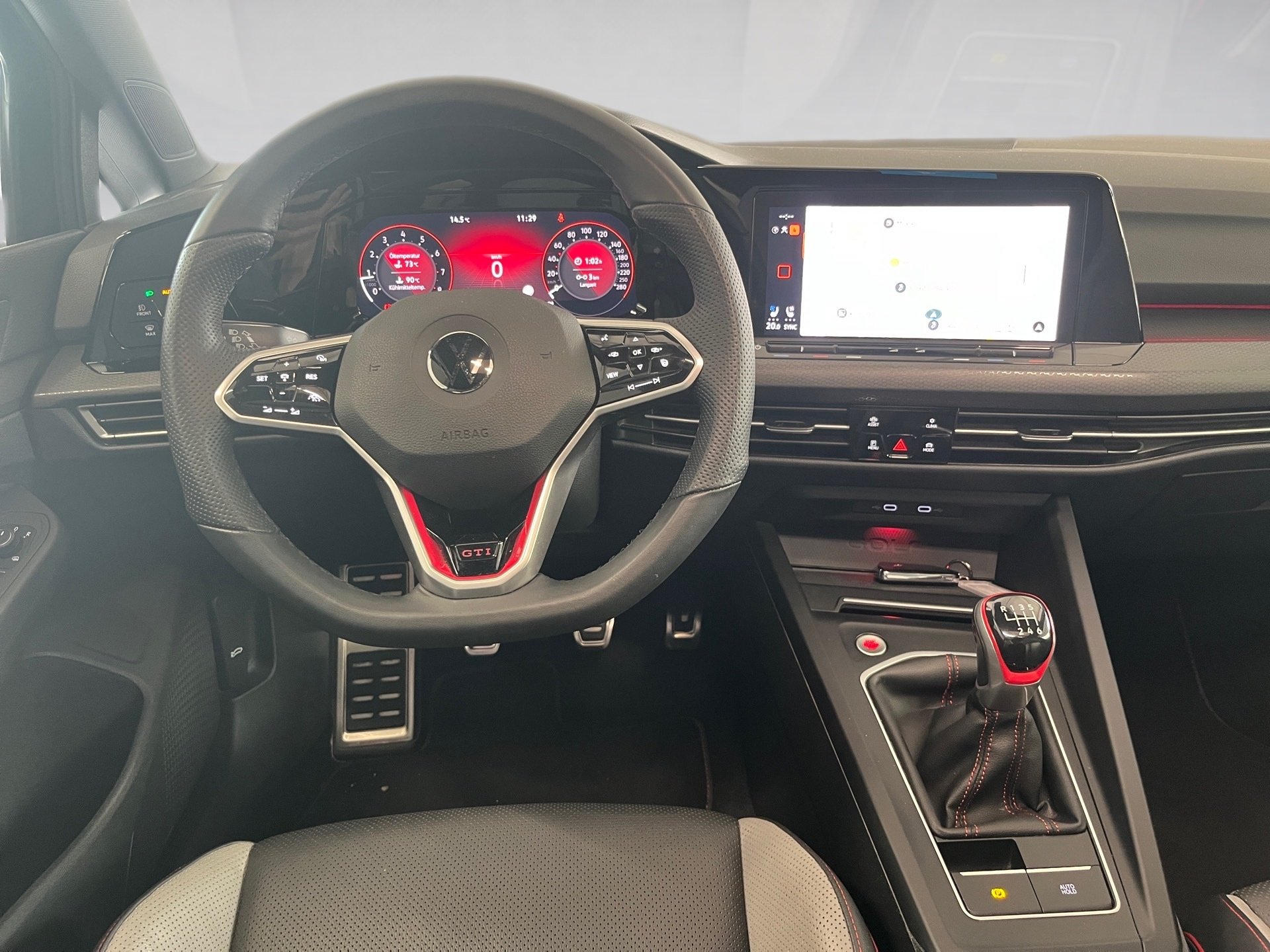 Golf VIII GTI+ALU 19+LEDER+PANO+LED-MATRIX+STANDHEIZUNG+RÜCKFAHRKAMERA+NAVI PRO