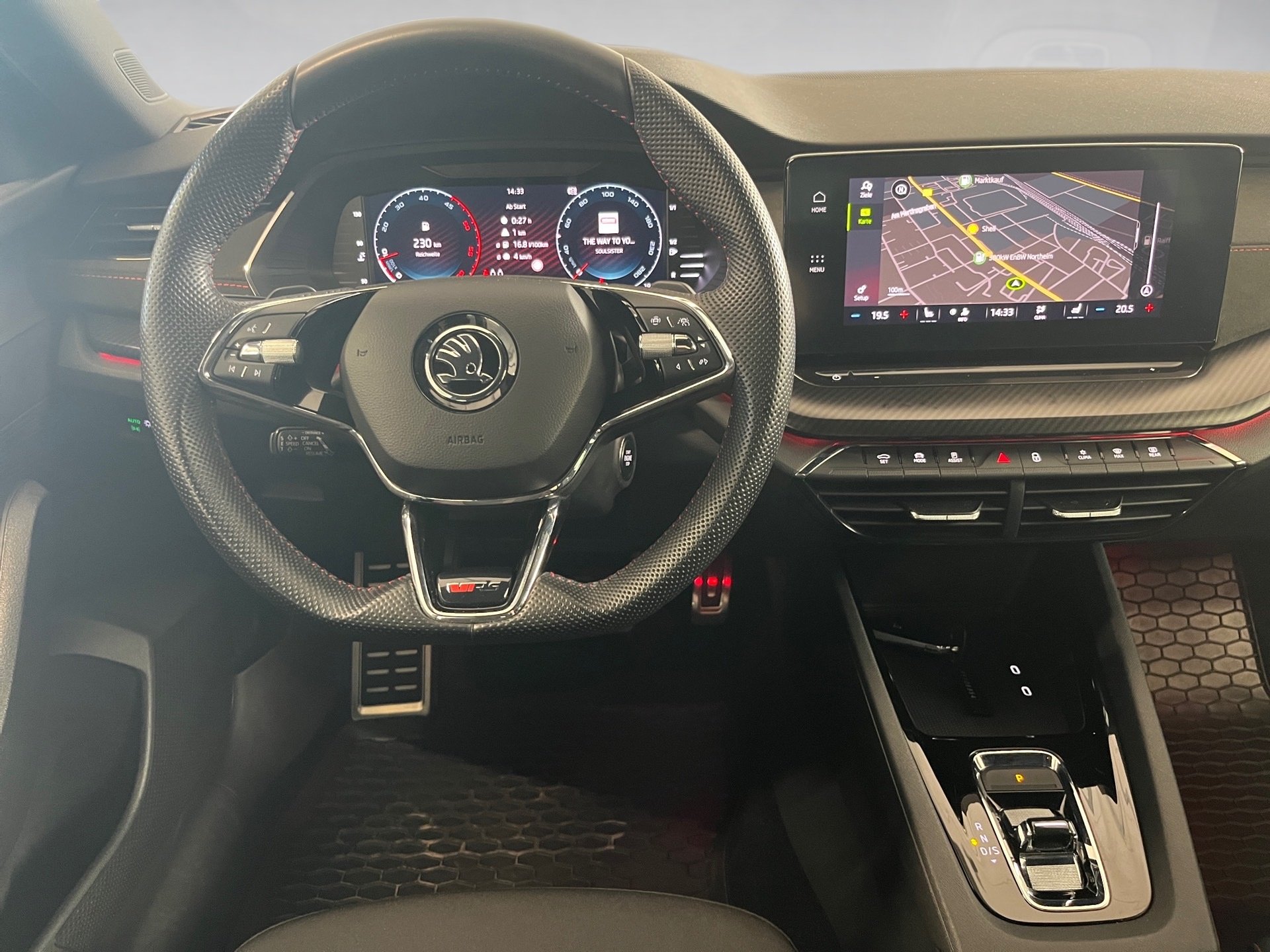 Octavia Combi RS TDI ALU 18 +KEYLESS+EINPARKHILFE+LED+ACC+HUD+AHK+
