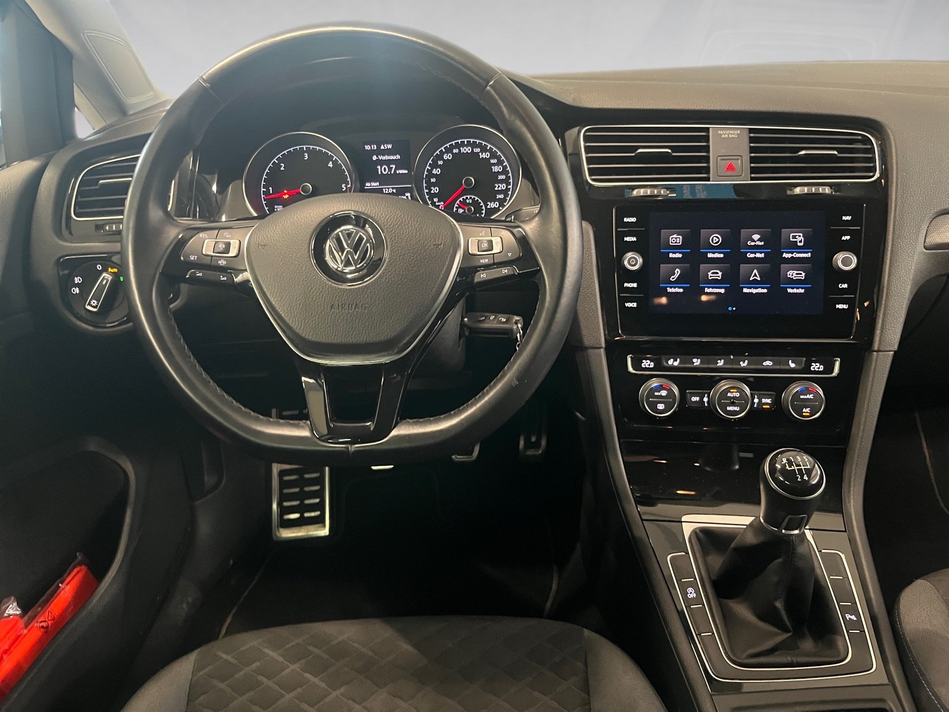 Golf VII JOIN TDI+ALU 17+ACC+NAVI+EINPARKHILFE+KLIMA+AUSPARKASSISTENT+SIDE ASSIST