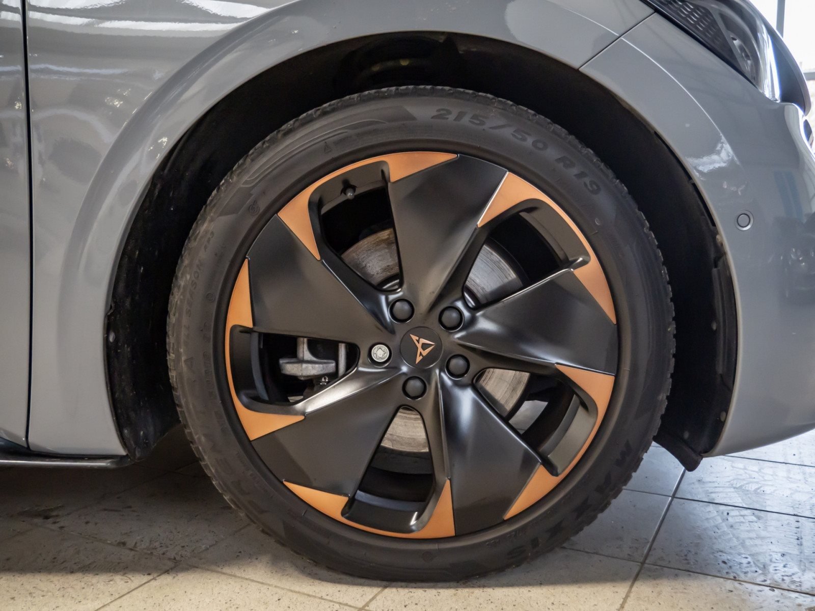 Born ALU 19+DCC+PANO+360° KAMERA+AR HUD+KEYLESS+BEATS AUDIO+TECH M+KLIMA+NAVI