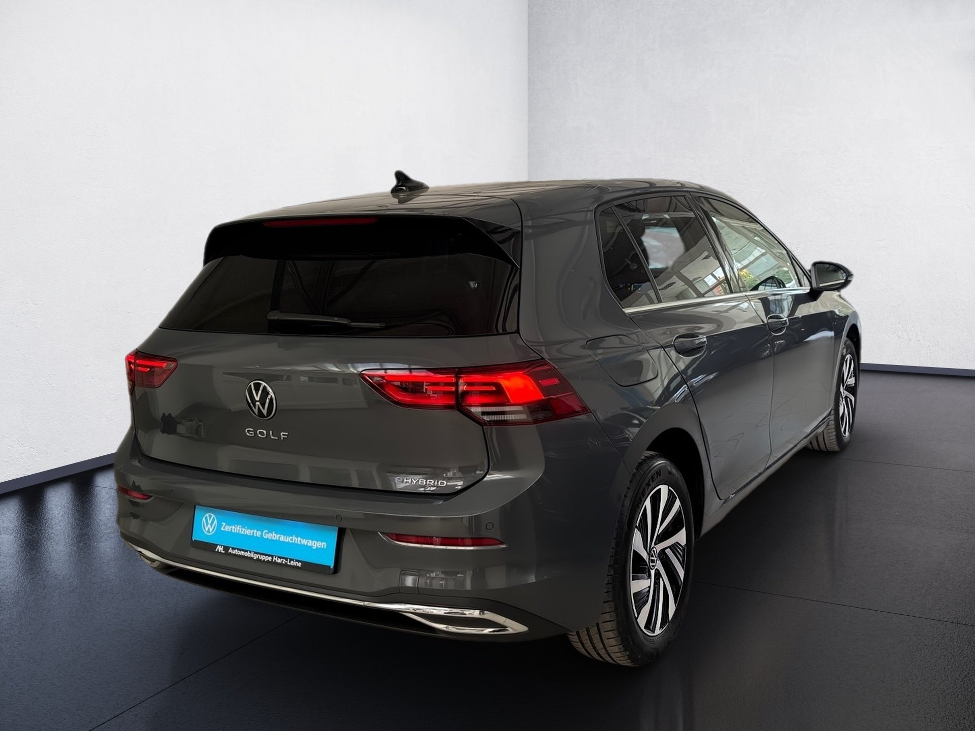 Golf VIII STYLE eHybrid DSG+ALU 16+APP CONNECT+TRAVEL ASSIST+ACC+LED+EINPARKHILFE