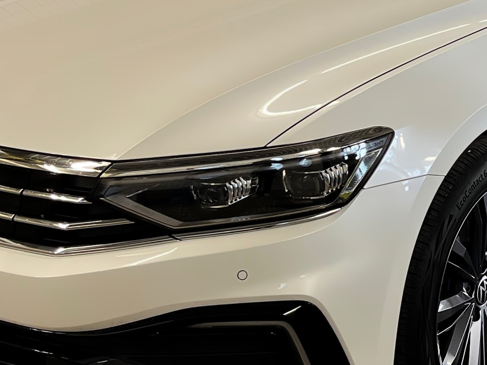 Passat Variant GTE DSG+ALU 18+RÜCKFAHRKAMERA+PANO+LED-MATRIX+NAVI+ACC+KEYLESS+APP CONNE
