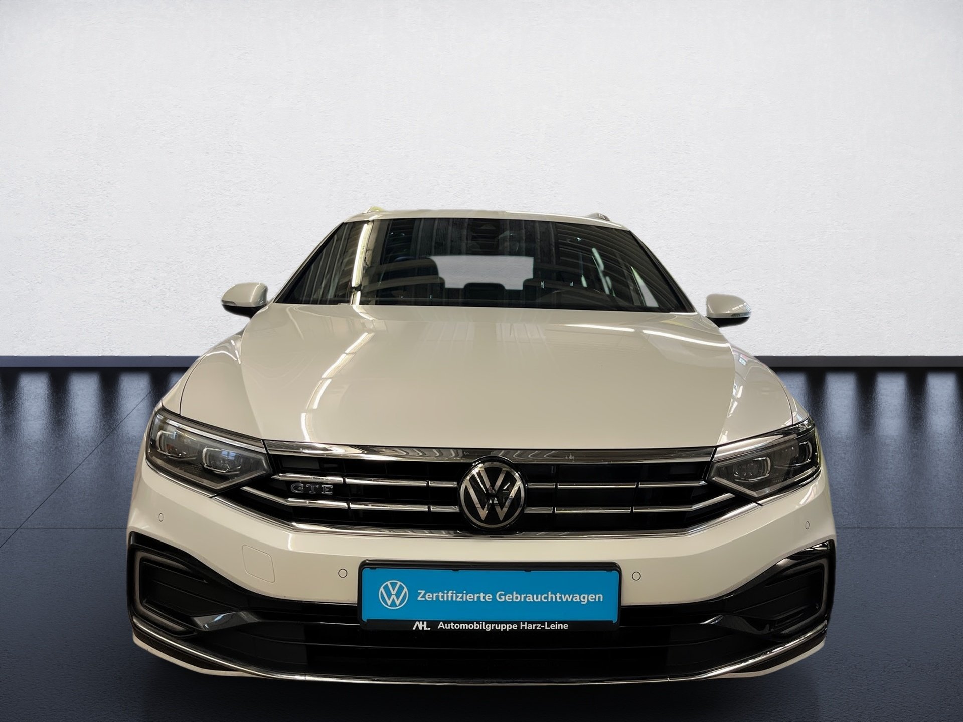 Passat Variant GTE DSG+ALU 18+RÜCKFAHRKAMERA+PANO+LED-MATRIX+NAVI+ACC+KEYLESS+APP CONNE
