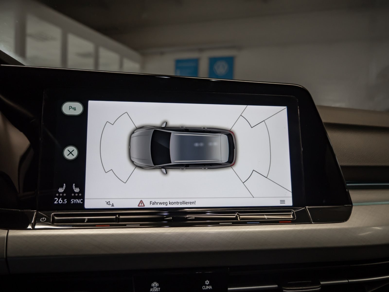 Golf VIII Variant LIFE TSI+ALU 16+AHK+ERGO SITZ+STANDHEIZUNG+TRAVEL ASSIST+NAVI