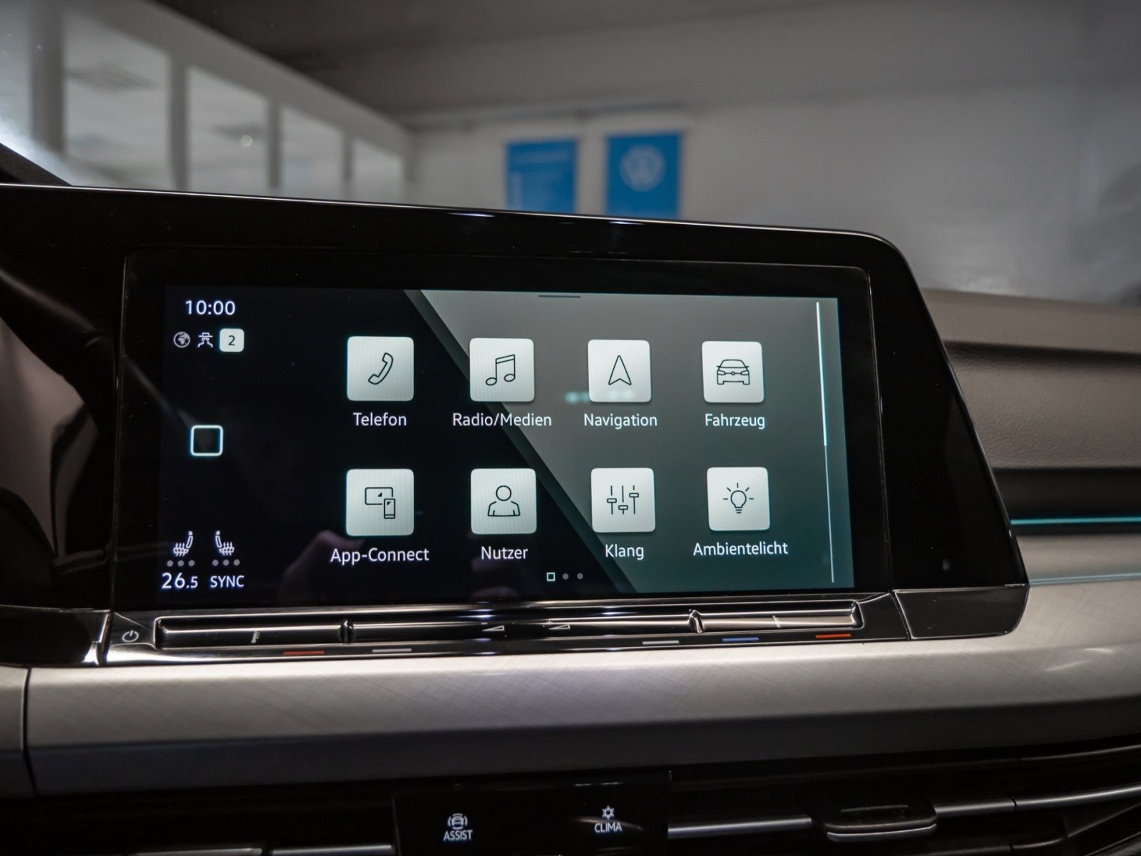 Golf VIII Variant LIFE TSI+ALU 16+AHK+ERGO SITZ+STANDHEIZUNG+TRAVEL ASSIST+NAVI