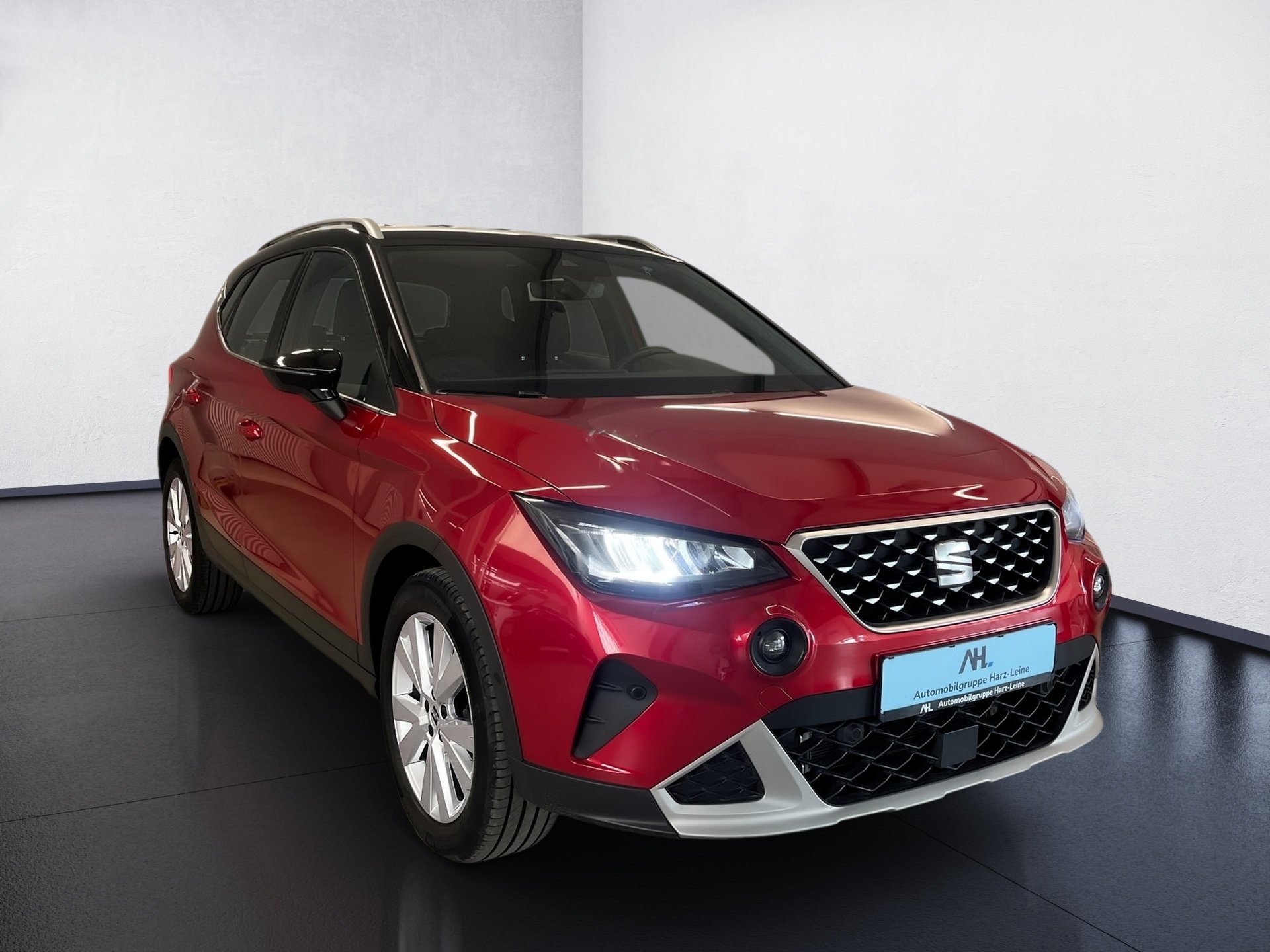 Arona XPERIENCE TSI+ALU 17+RÜCKFAHRKAMERA+NAVI+LED+ACC+PARK ASSIST+FULL LINK