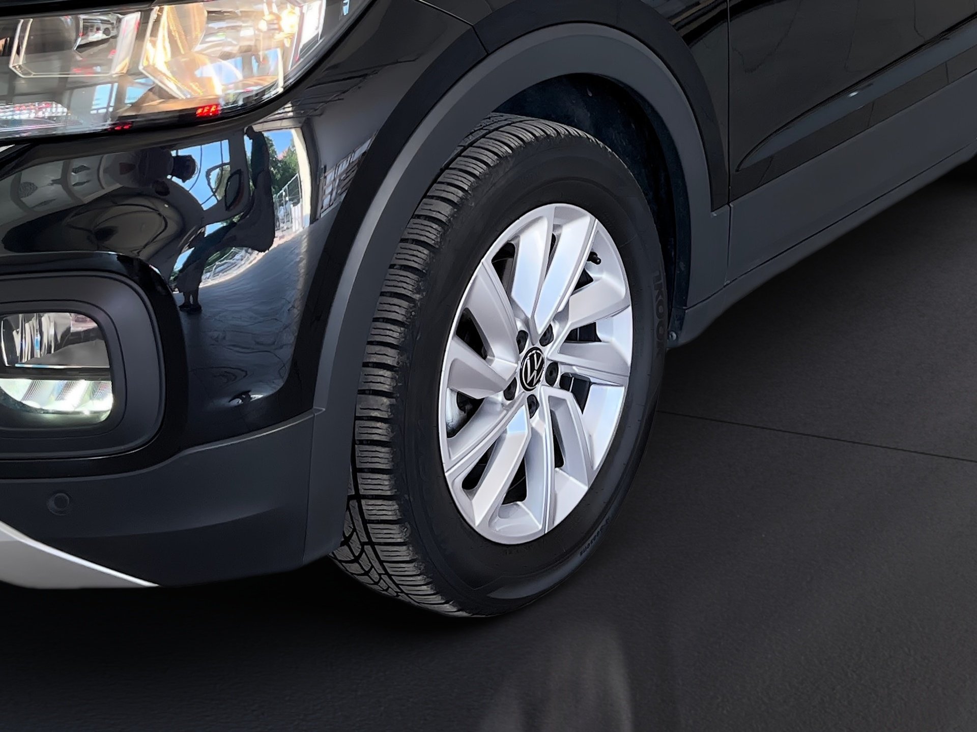 T-Cross Life LIFE TSI+ALU 16+ACC+EINPARKHILFE+APP CONNECT+KLIMA+WINTERPAKET+SIDE ASSI