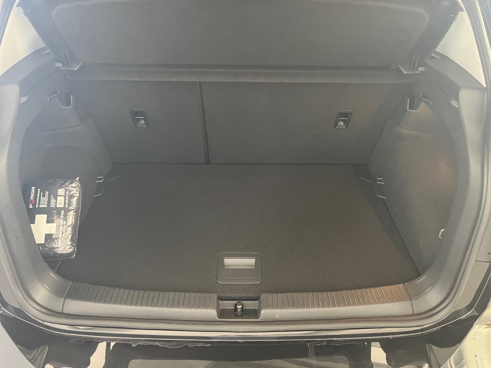 T-Cross Life LIFE TSI+ALU 16+ACC+EINPARKHILFE+APP CONNECT+KLIMA+WINTERPAKET+SIDE ASSI
