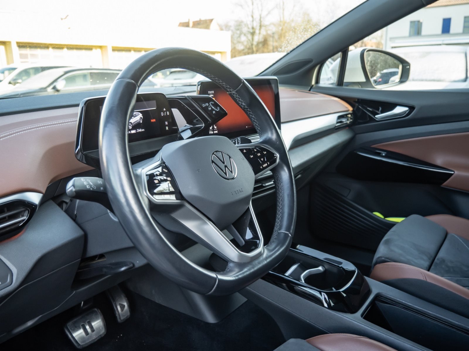 ID.4 PRO PERFORMANCE+ALU 19+AHK+RÜCKFAHRKAMERA+KEYLESS+LED-MATRIX+NAVI PRO+AP